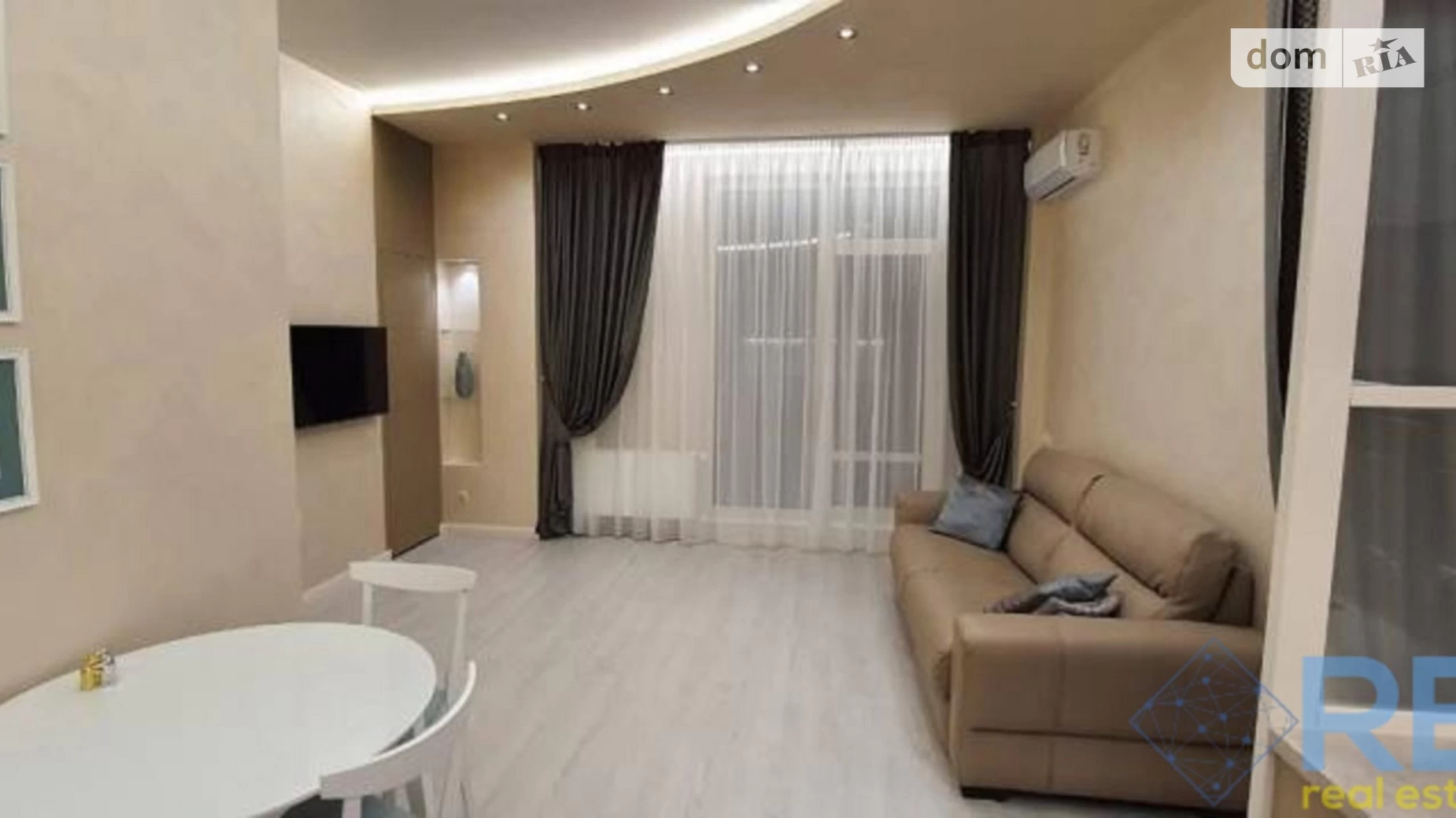 Продается 1-комнатная квартира 70 кв. м в Одессе, бул. Французский - фото 3