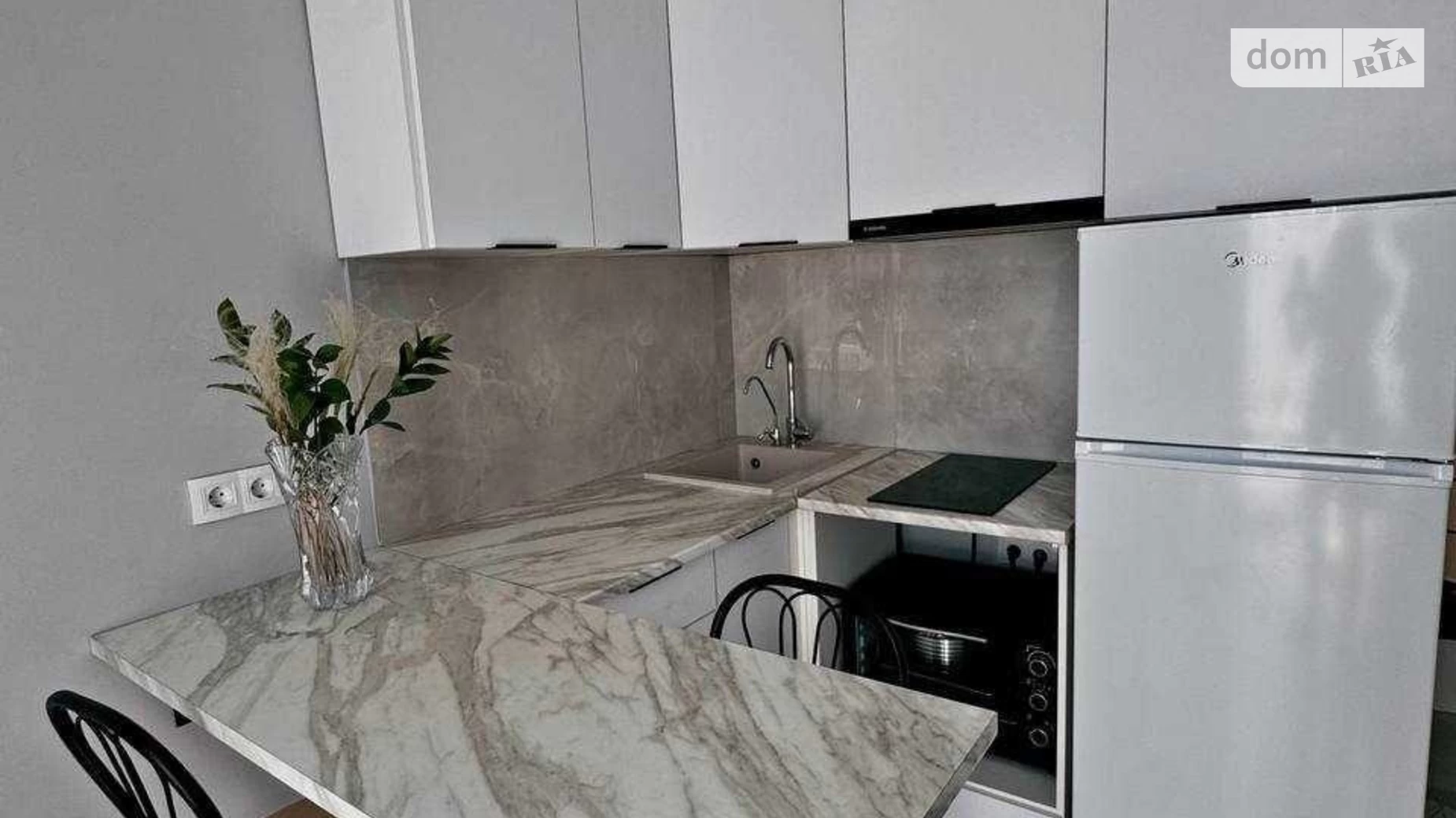Продається 1-кімнатна квартира 21 кв. м у Одесі, вул. Радісна, 75 - фото 2