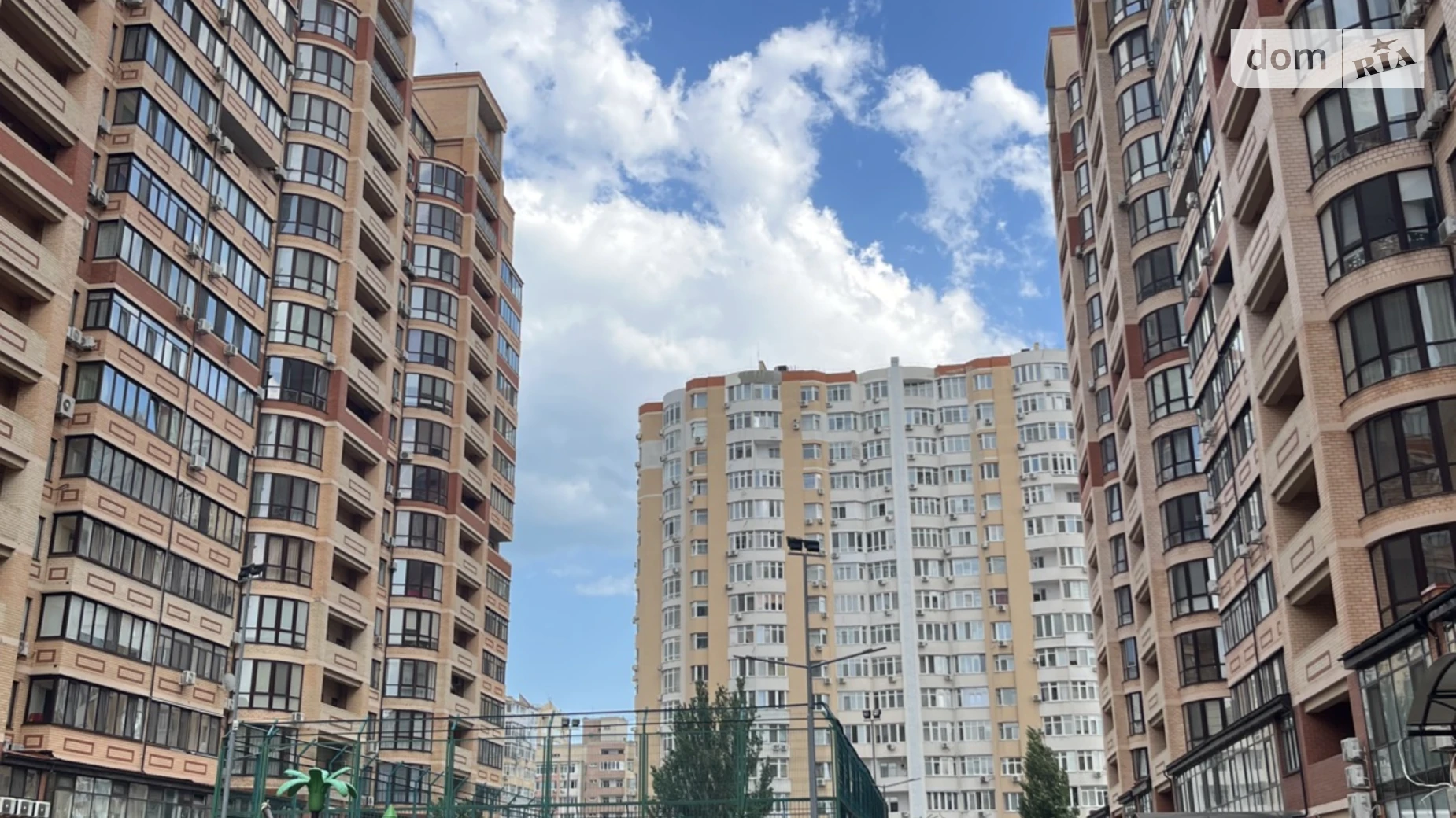 Продається 1-кімнатна квартира 100 кв. м у Одесі, вул. Армійська - фото 2