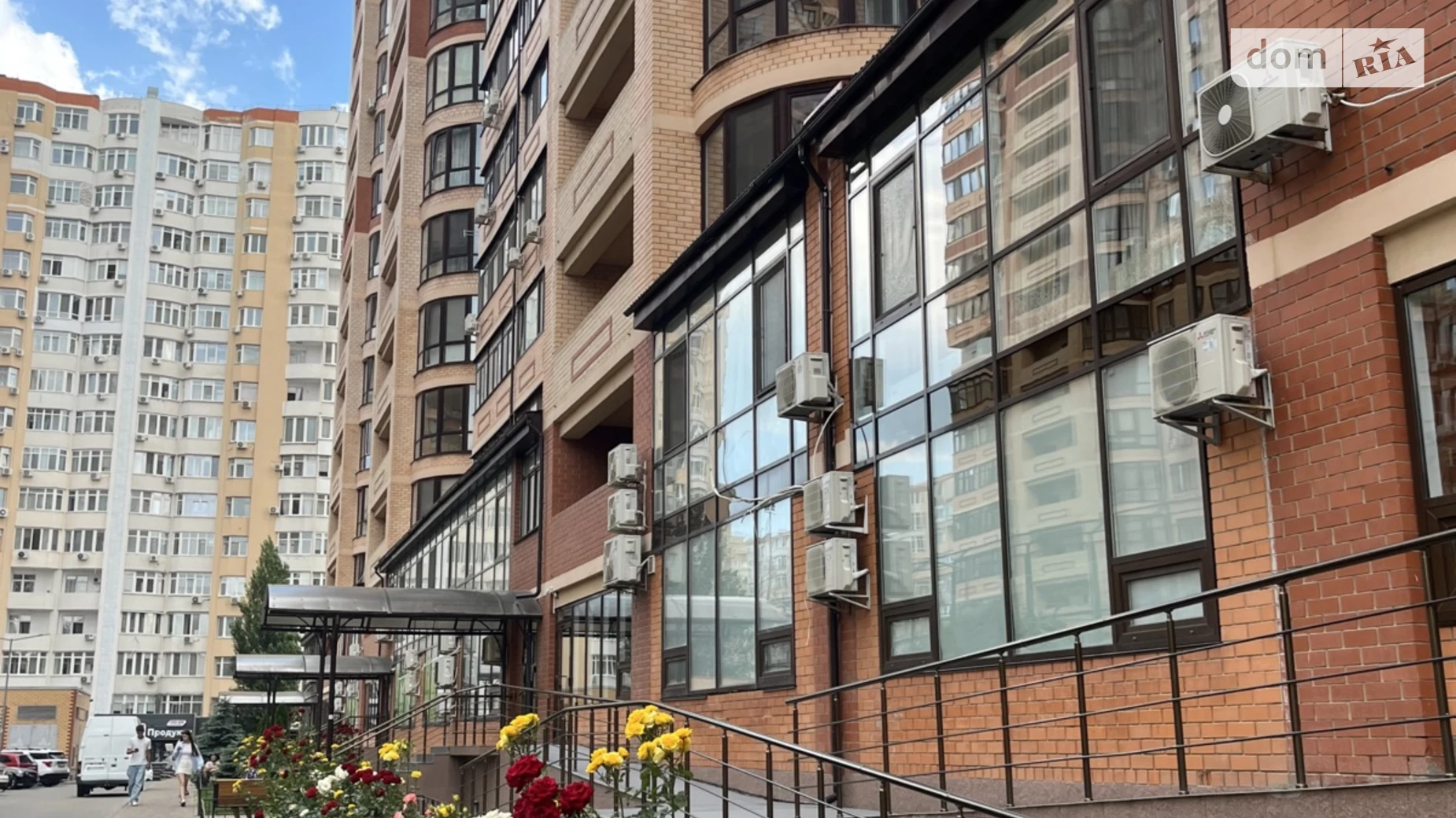 Продається 1-кімнатна квартира 100 кв. м у Одесі, вул. Армійська - фото 3