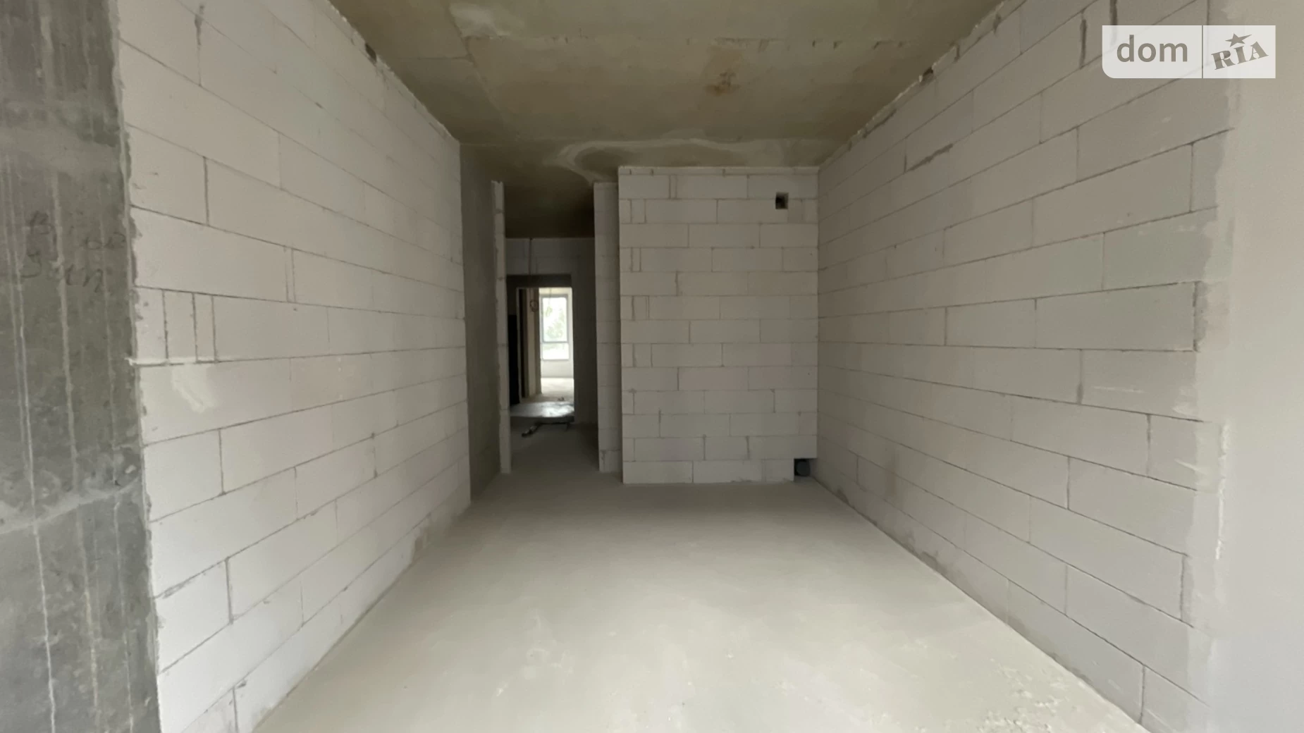 Продается 1-комнатная квартира 42 кв. м в, цена: 35500 $ - фото 4