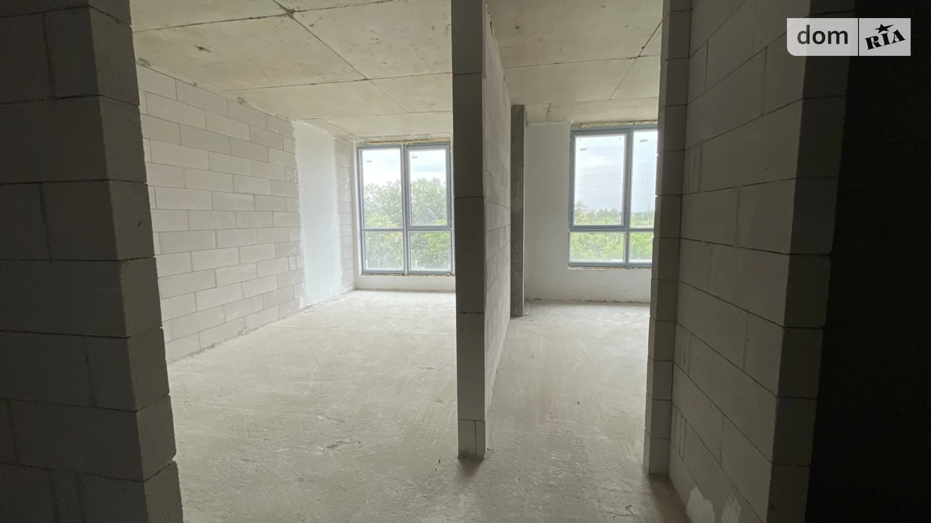 Продается 1-комнатная квартира 40 кв. м в, цена: 33000 $ - фото 2