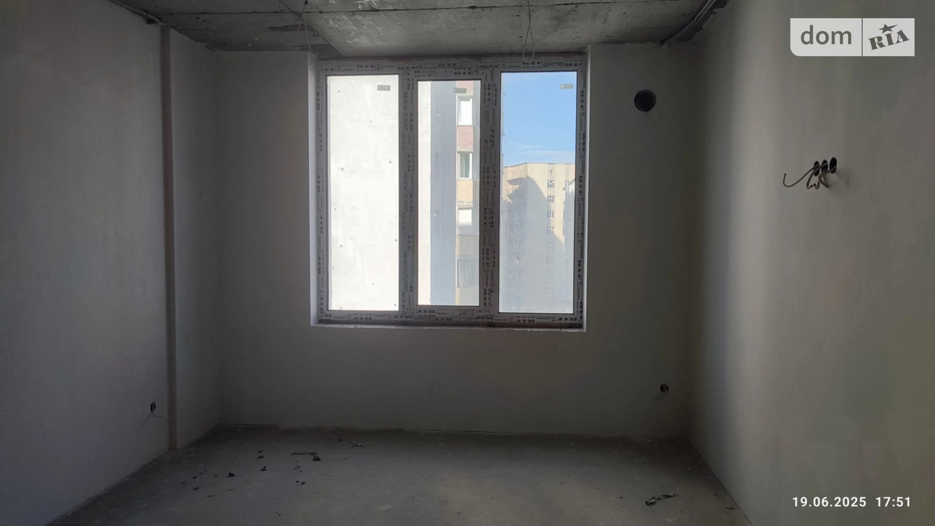 Продается 1-комнатная квартира 49 кв. м в Виннице, ул. Стрелецкая, 1 - фото 3