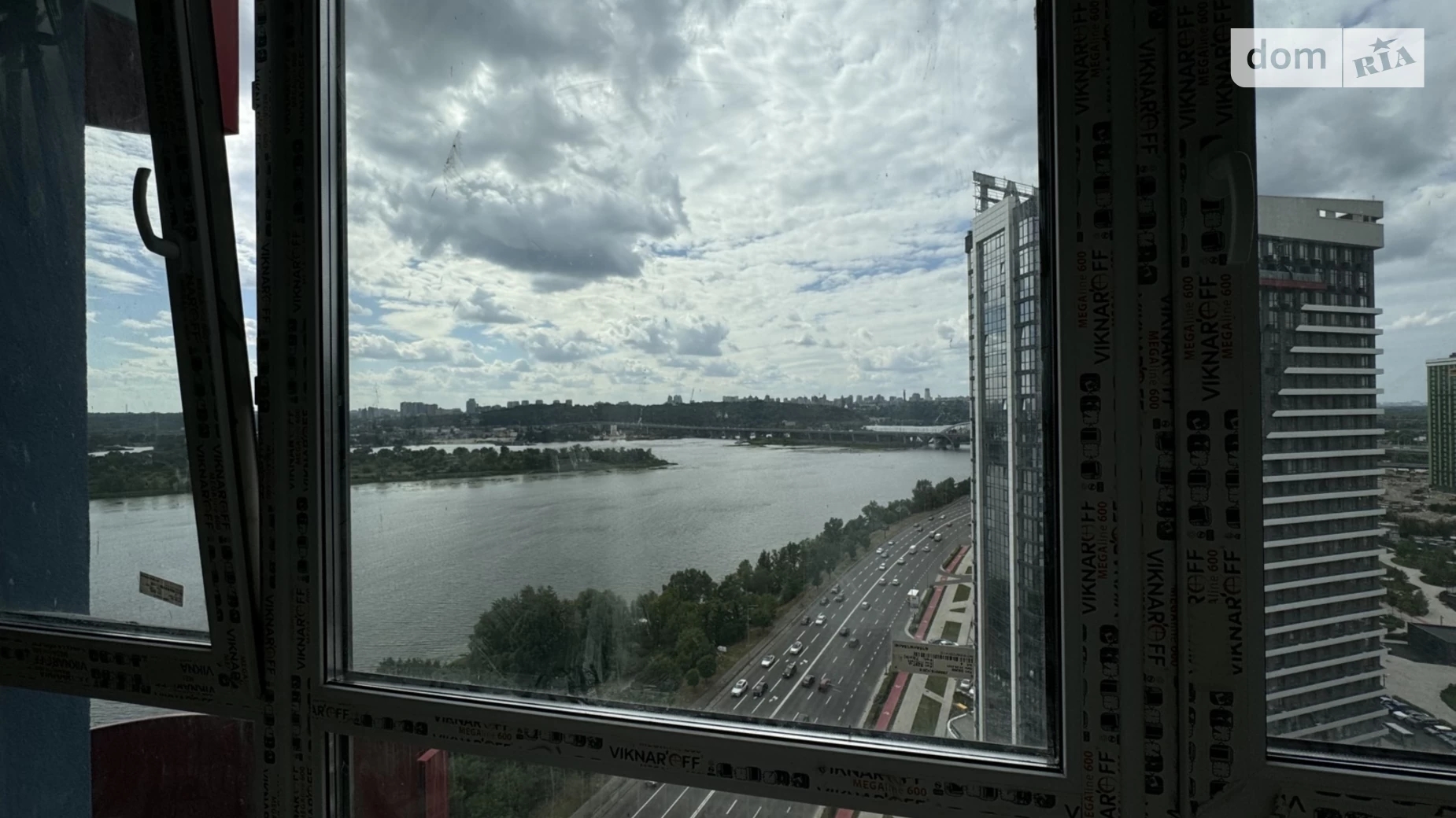 Продается 2-комнатная квартира 75.4 кв. м в Киеве, наб. Днепровская, 17/1 - фото 2
