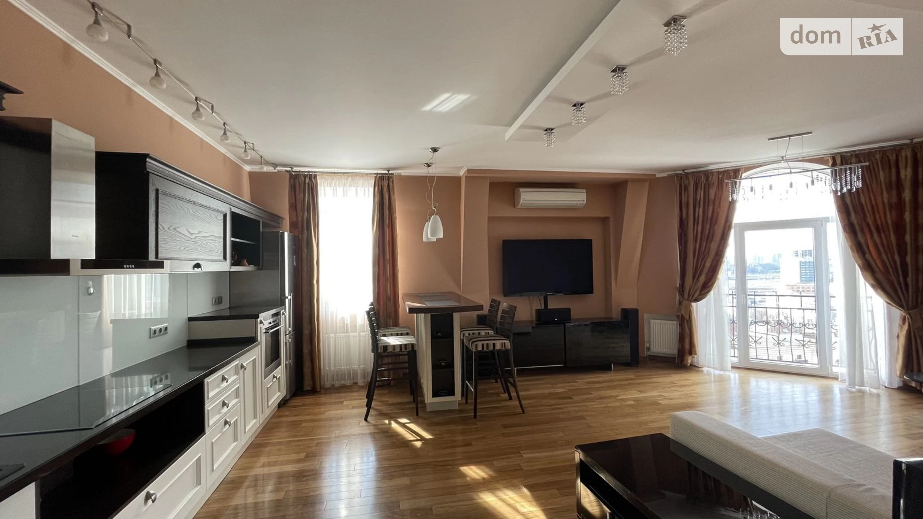 Продается 3-комнатная квартира 117 кв. м в Киеве, ул. Лабораторная, 8 - фото 3