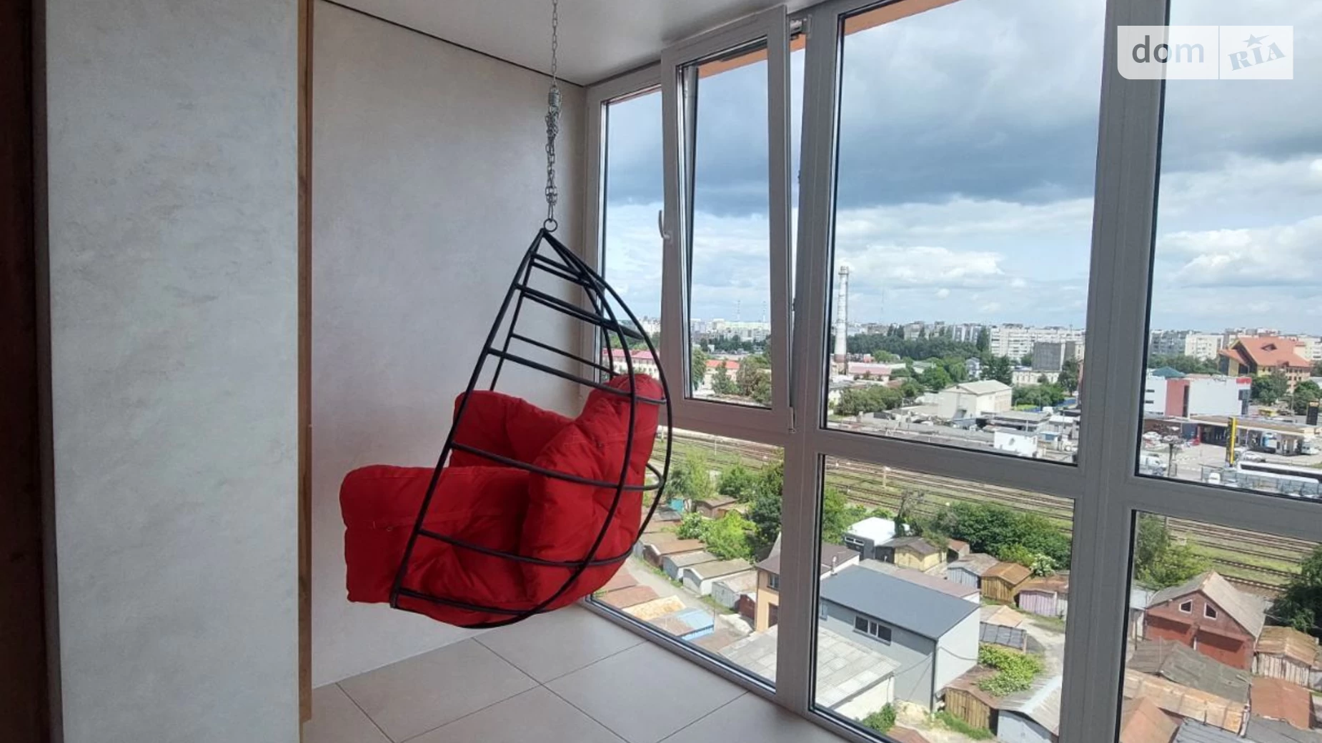 1-кімнатна квартира 48 кв. м у Луцьку, вул. Привокзальна, 10Д - фото 3