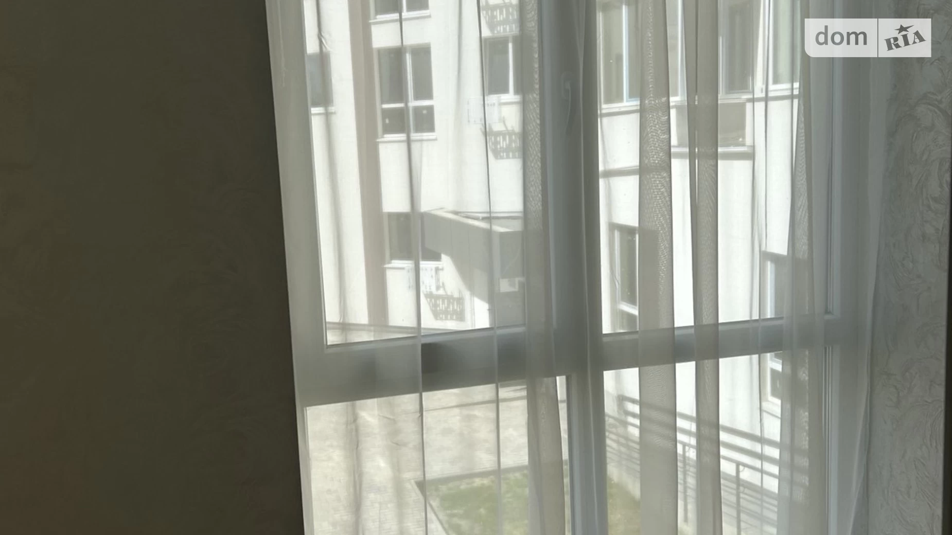 Сдается в аренду 1-комнатная квартира 36 кв. м в Ровно, ул. Соборная, 289 - фото 4