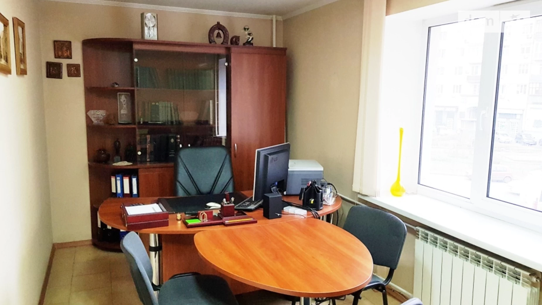 Сдается в аренду офис 45 кв. м в бизнес-центре, цена: 23000 грн - фото 3