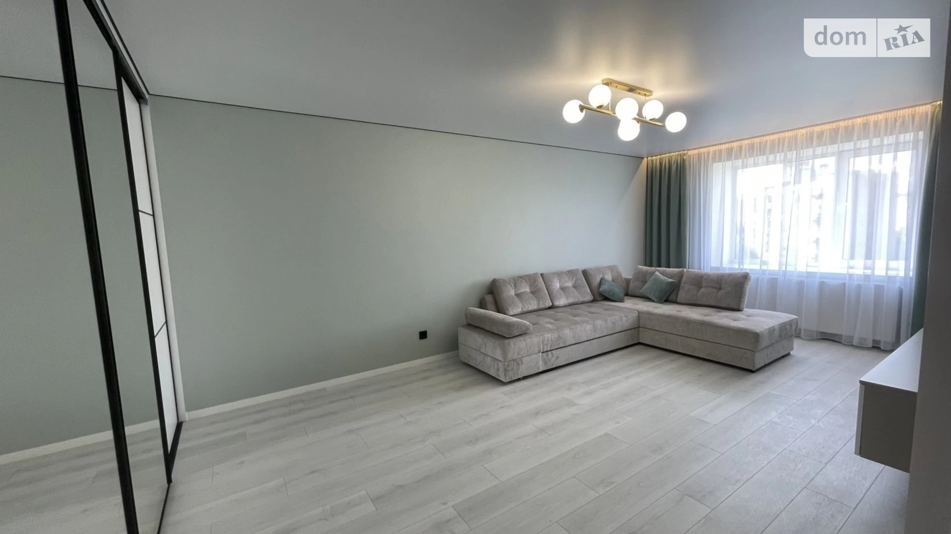 2-кімнатна квартира 70 кв. м у Тернополі, цена: 89800 $ - фото 2