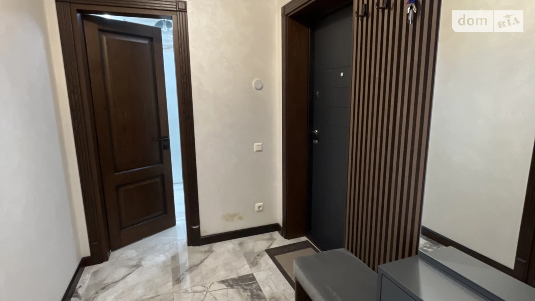 Сдается в аренду 1-комнатная квартира 50 кв. м в Ужгороде, ул. Собранецкая, 150Д - фото 4