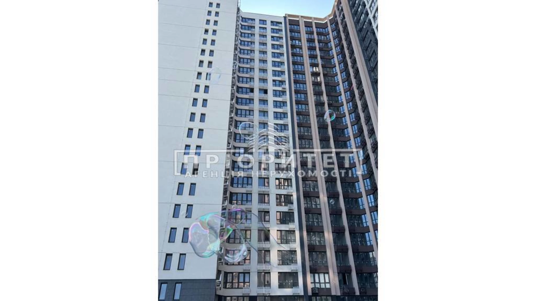 Продается 1-комнатная квартира 70 кв. м в Одессе, ул. Ивана Франко - фото 2