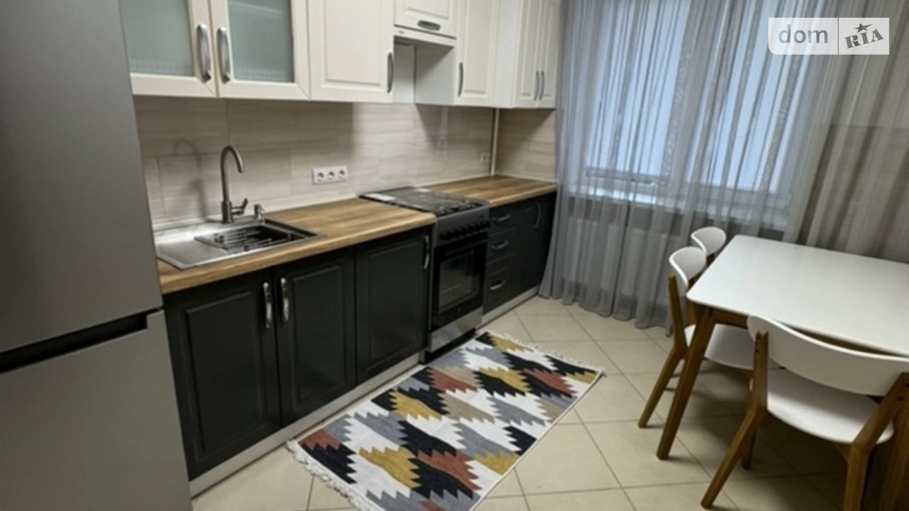 1-кімнатна квартира 45 кв. м у Тернополі, вул. Галицька - фото 3
