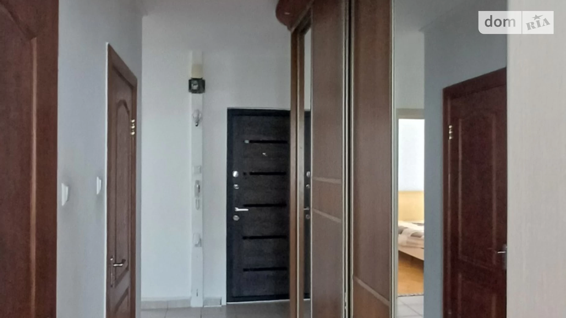 Продается 4-комнатная квартира 75 кв. м в Ужгороде, ул. Легоцкого, 58 - фото 3