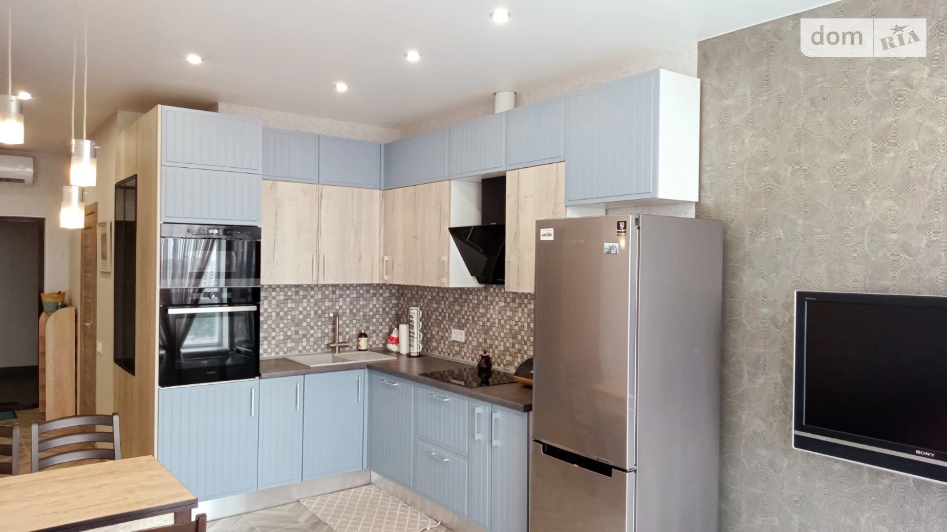 Продается 1-комнатная квартира 56.2 кв. м в Одессе, ул. Новобереговая, 12А - фото 3
