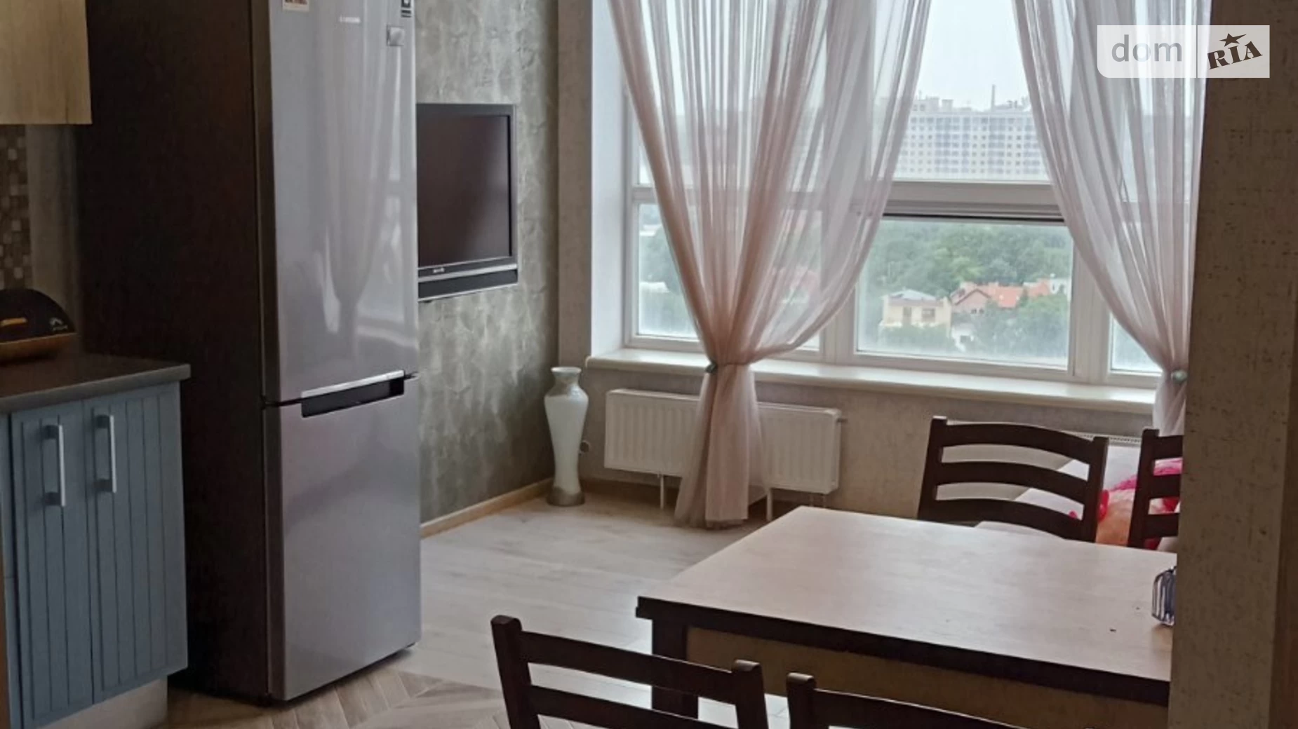 Продается 1-комнатная квартира 56.2 кв. м в Одессе, ул. Новобереговая, 12А - фото 2