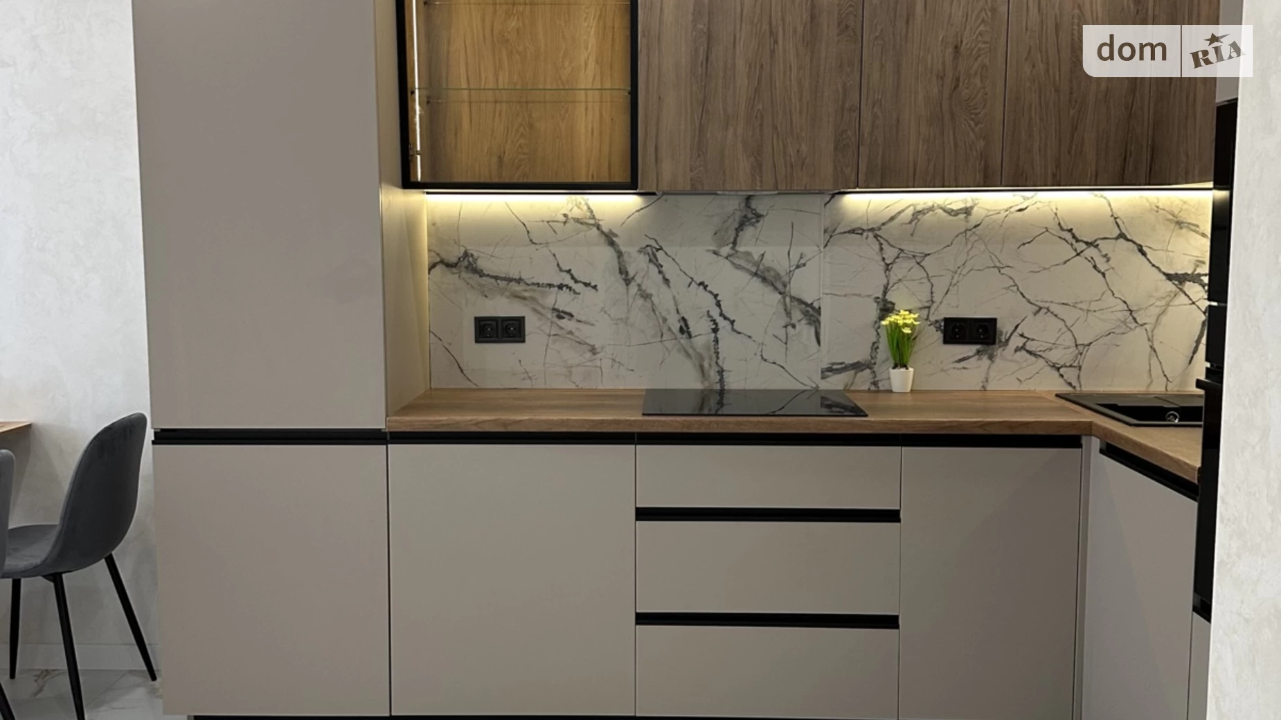 Продається 1-кімнатна квартира 46 кв. м у Києві, цена: 97500 $ - фото 2
