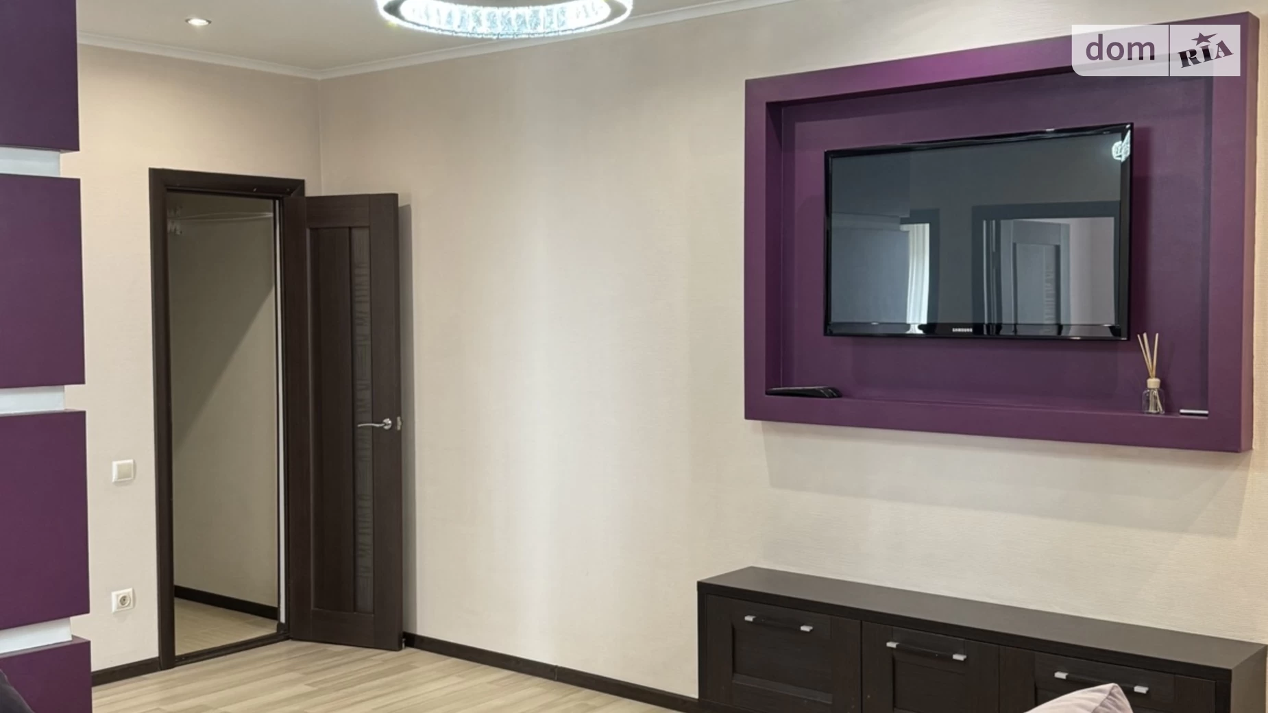 Продается 2-комнатная квартира 87 кв. м в Виннице, ул. Пирогова, 39 - фото 2