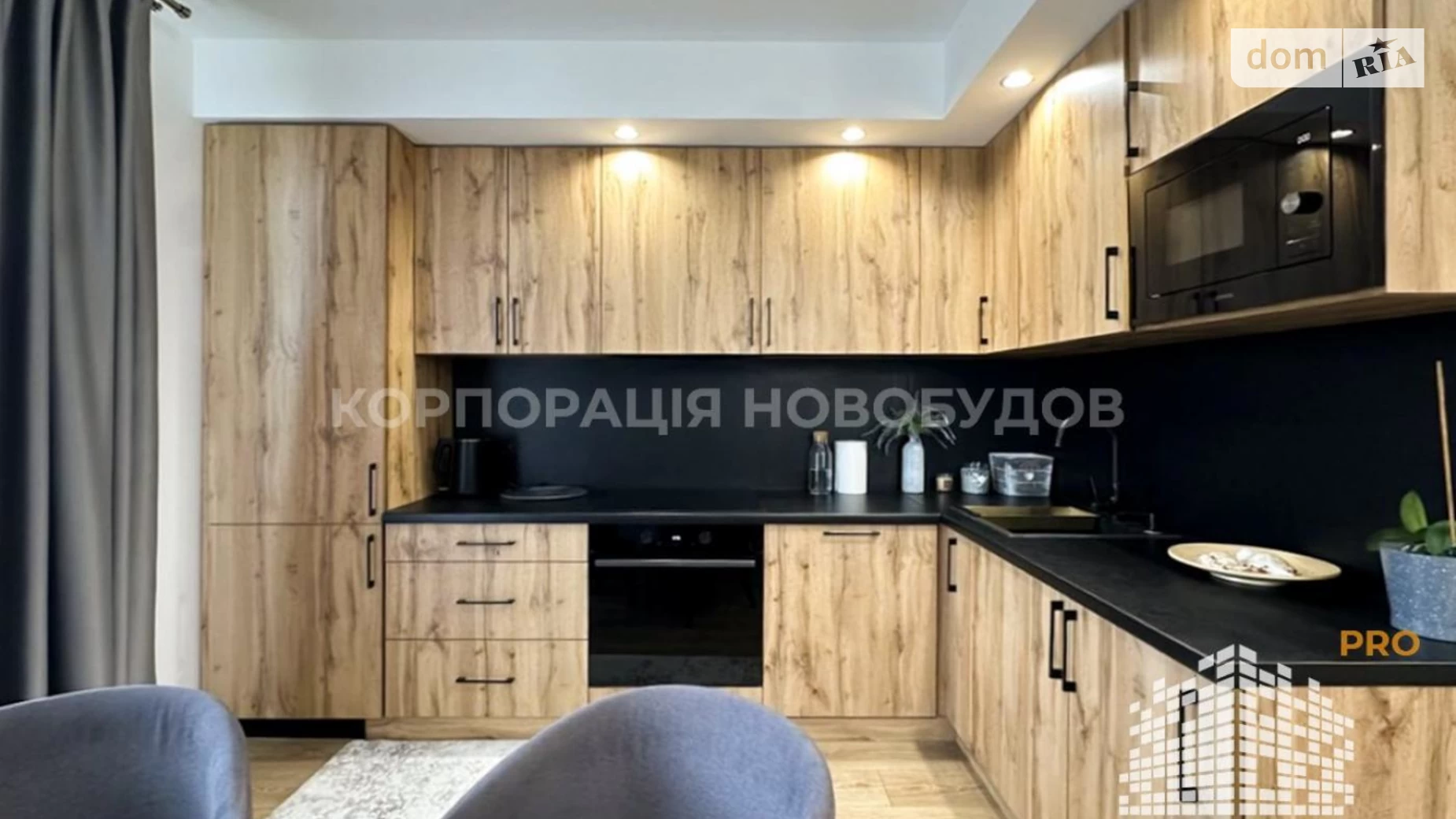 Продается 2-комнатная квартира 60 кв. м в Ужгороде, ул. Ивана Фогарашия - фото 2
