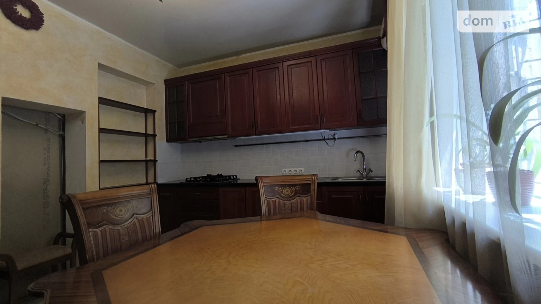 Продается дом на 3 этажа 245 кв. м с участком, цена: 265000 $ - фото 5