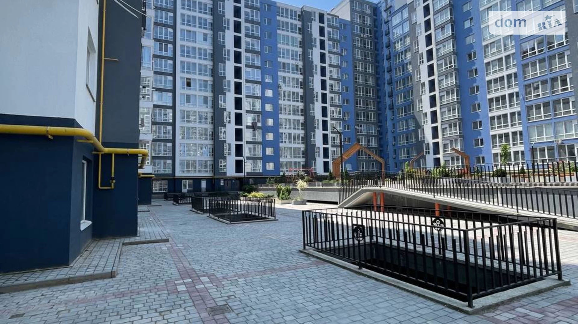 Продається 3-кімнатна квартира 105 кв. м у Івано-Франківську, вул. Княгинин, 44 - фото 2