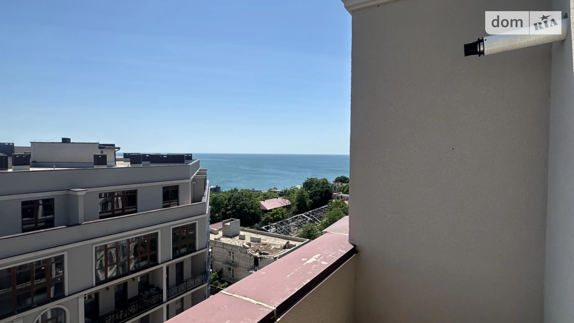 Продается 1-комнатная квартира 44 кв. м в Одессе, ул. Дача Ковалевского, 91 - фото 2