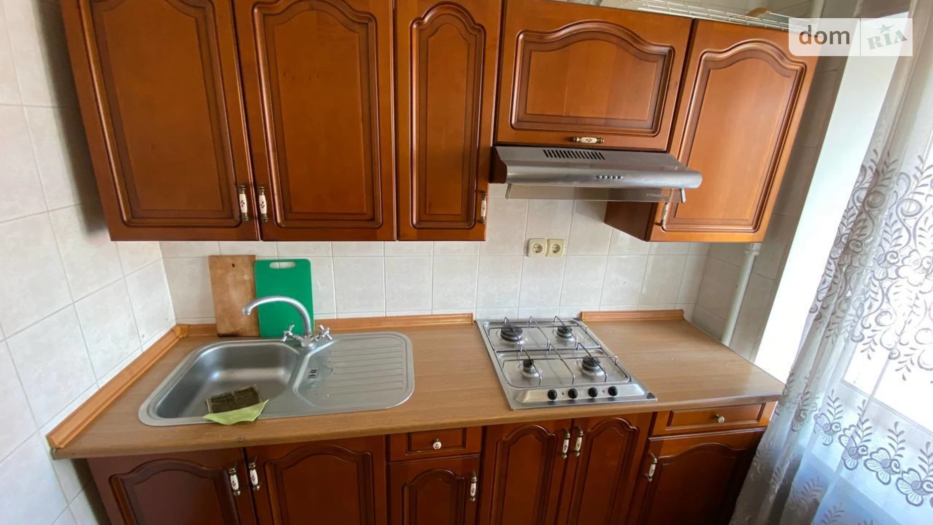 Сдается в аренду 1-комнатная квартира 45 кв. м в Днепре, ул. Воскресенская, 12 - фото 2