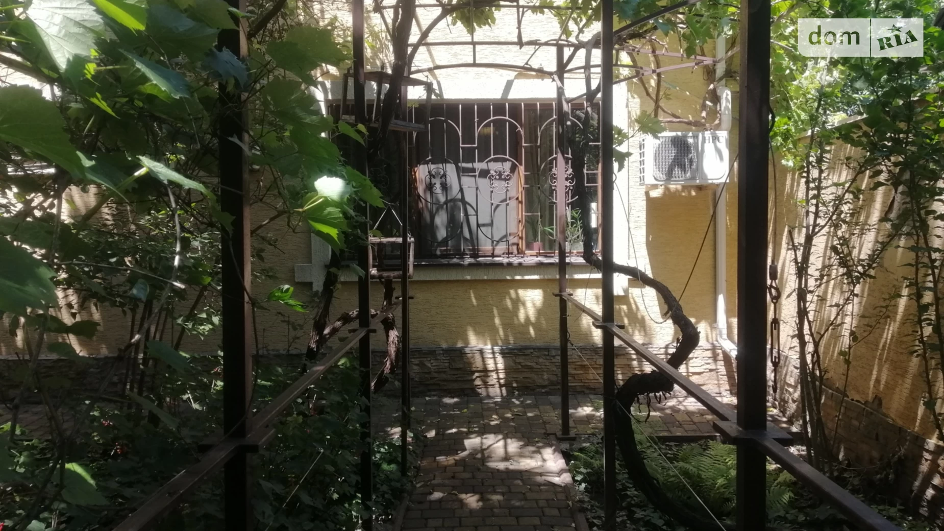 Продается дом на 3 этажа 248 кв. м с гаражом, цена: 265000 $ - фото 4