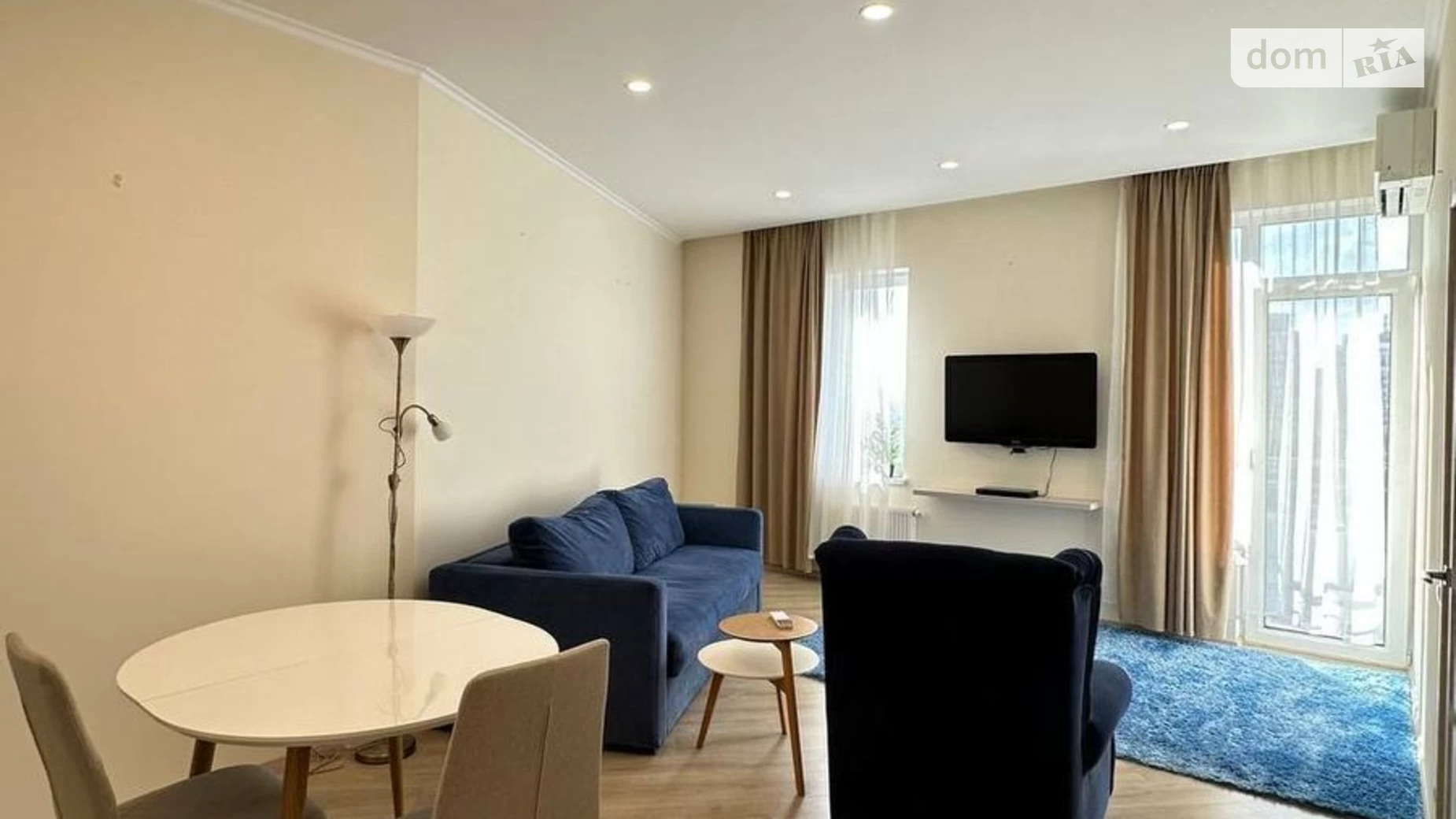 Продается 2-комнатная квартира 71 кв. м в Киеве, пер. Лабораторный, 7 - фото 2