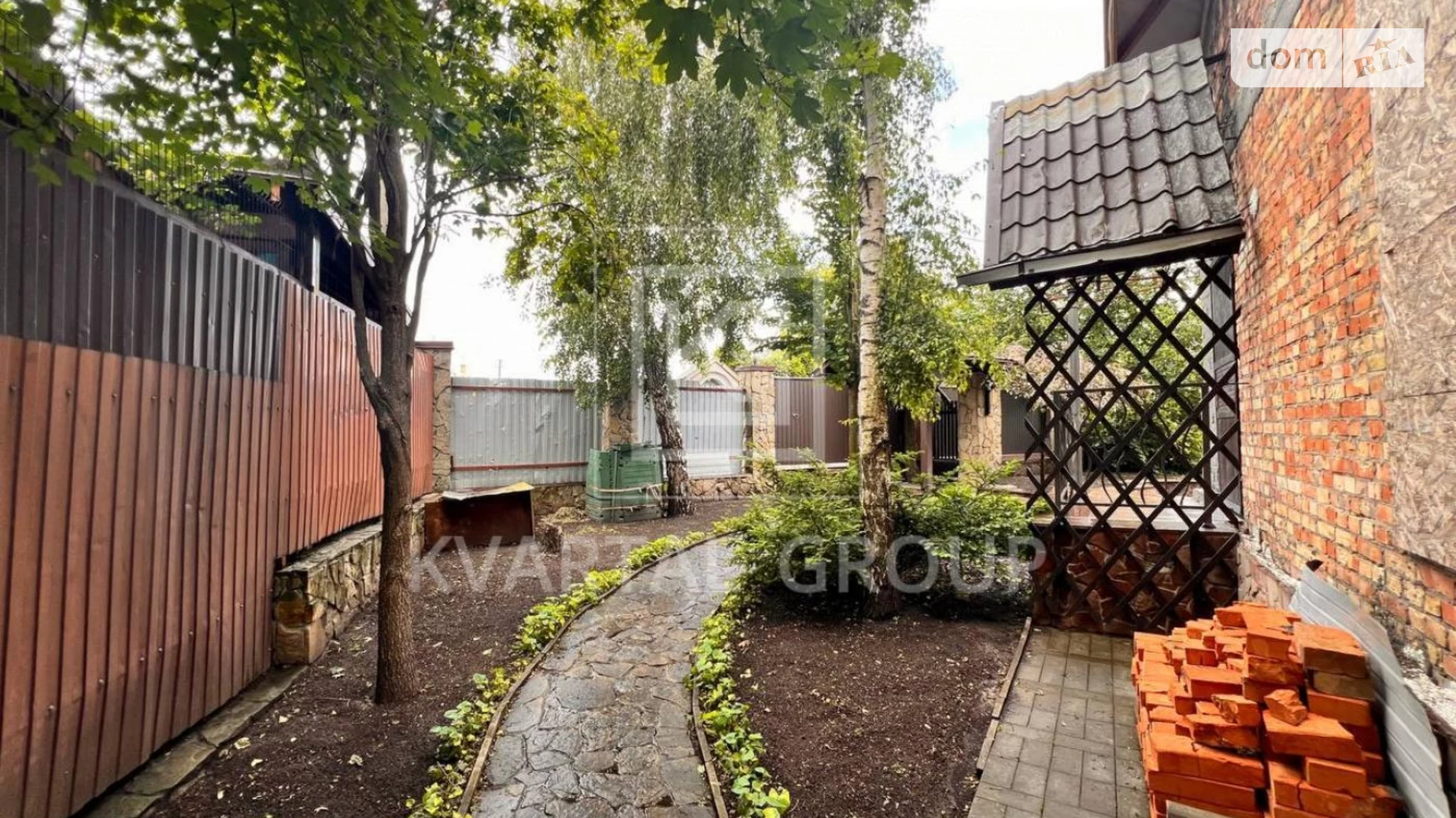 Продается дом на 2 этажа 303 кв. м с мебелью, цена: 250000 $ - фото 4
