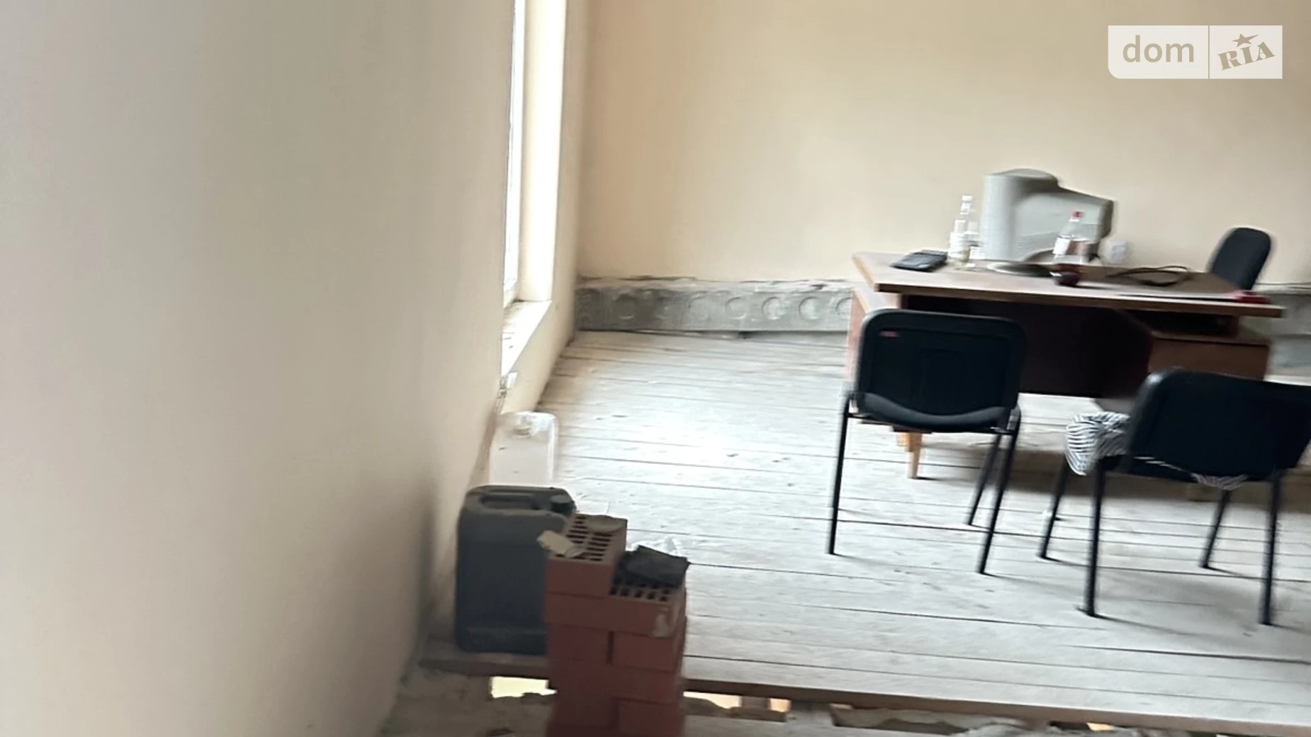 Продається окремий гараж під бус на 66.4 кв. м, цена: 9000 $ - фото 5