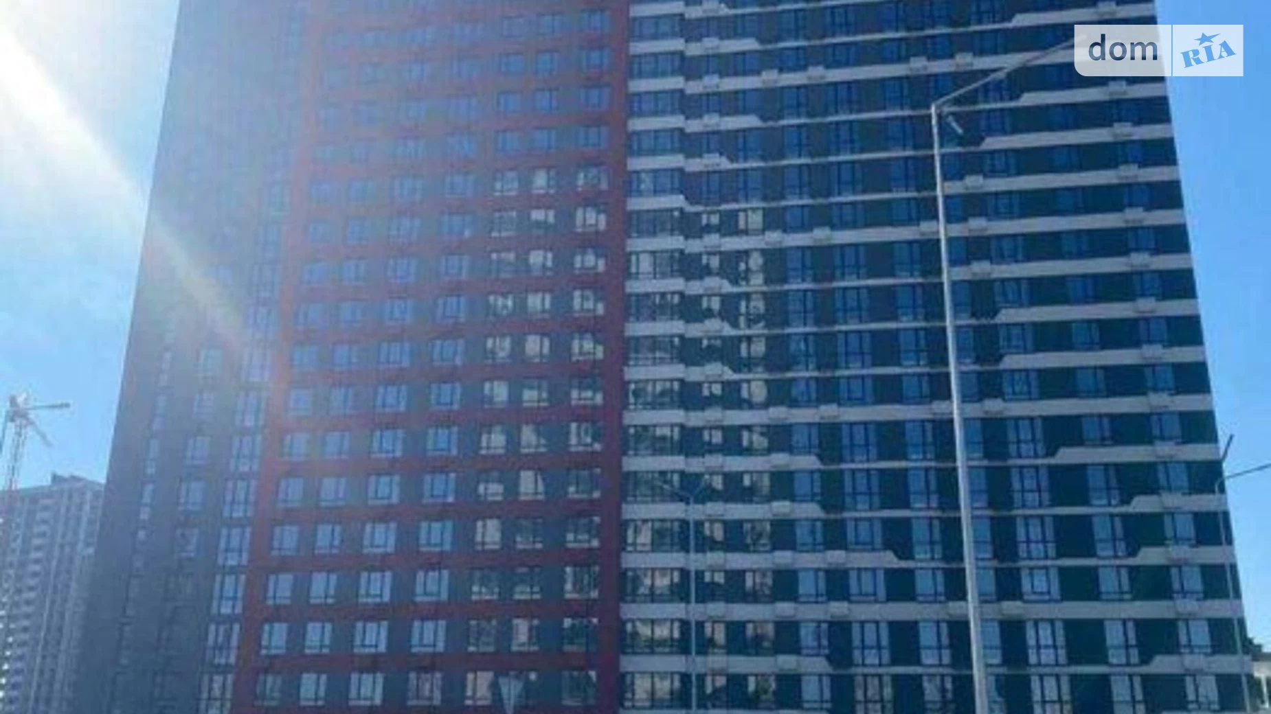 Продається 3-кімнатна квартира 75 кв. м у Києві, вул. Олександра Олеся, 21 - фото 2