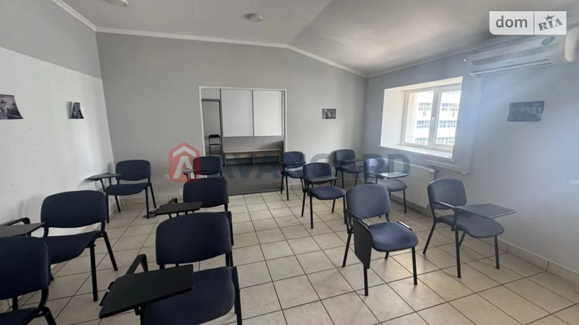 Сдается в аренду офис 154 кв. м в бизнес-центре, цена: 30800 грн - фото 2