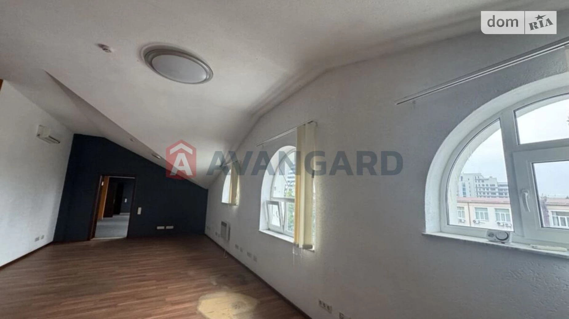 Сдается в аренду офис 154 кв. м в бизнес-центре, цена: 30800 грн - фото 4