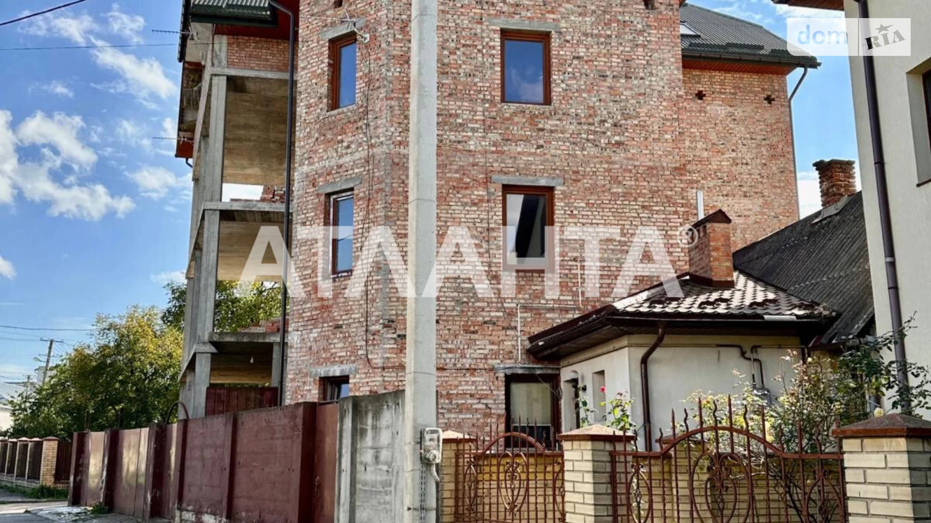Продается дом на 4 этажа 433 кв. м с садом, цена: 285000 $ - фото 2