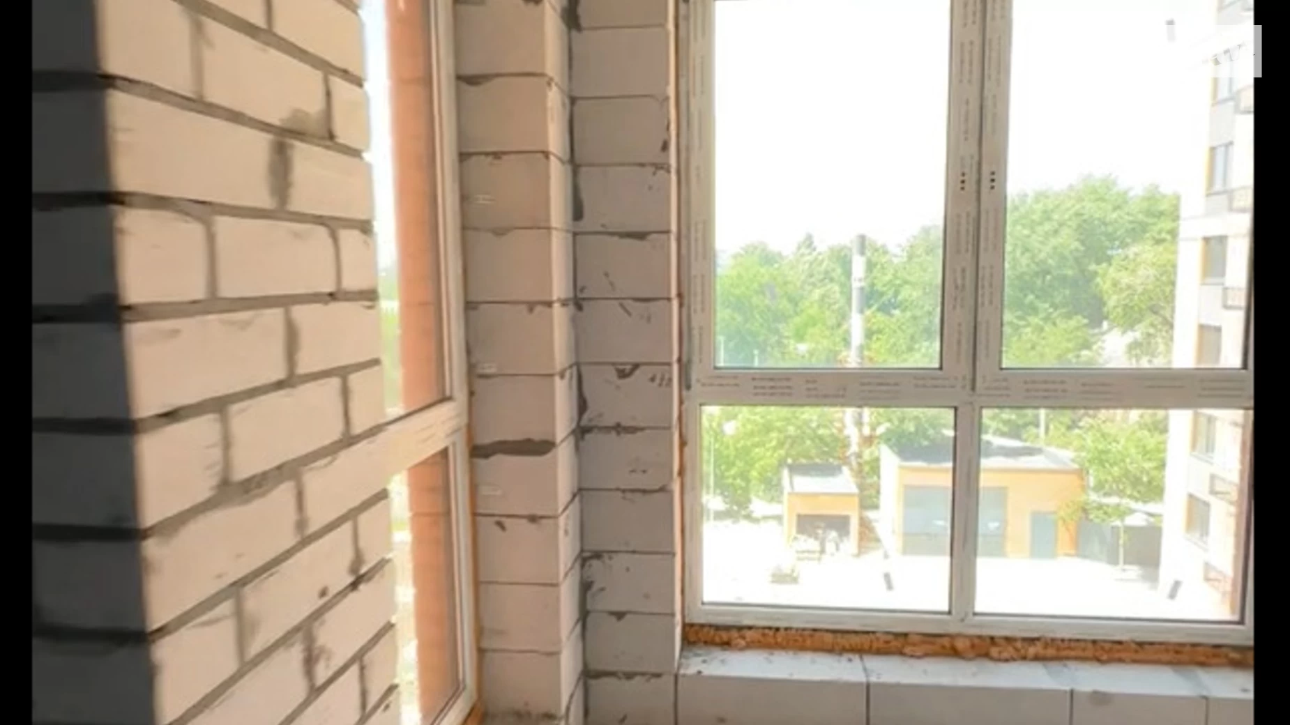 Продается 1-комнатная квартира 69 кв. м в Днепре, ул. Новоселовская, 2 - фото 4
