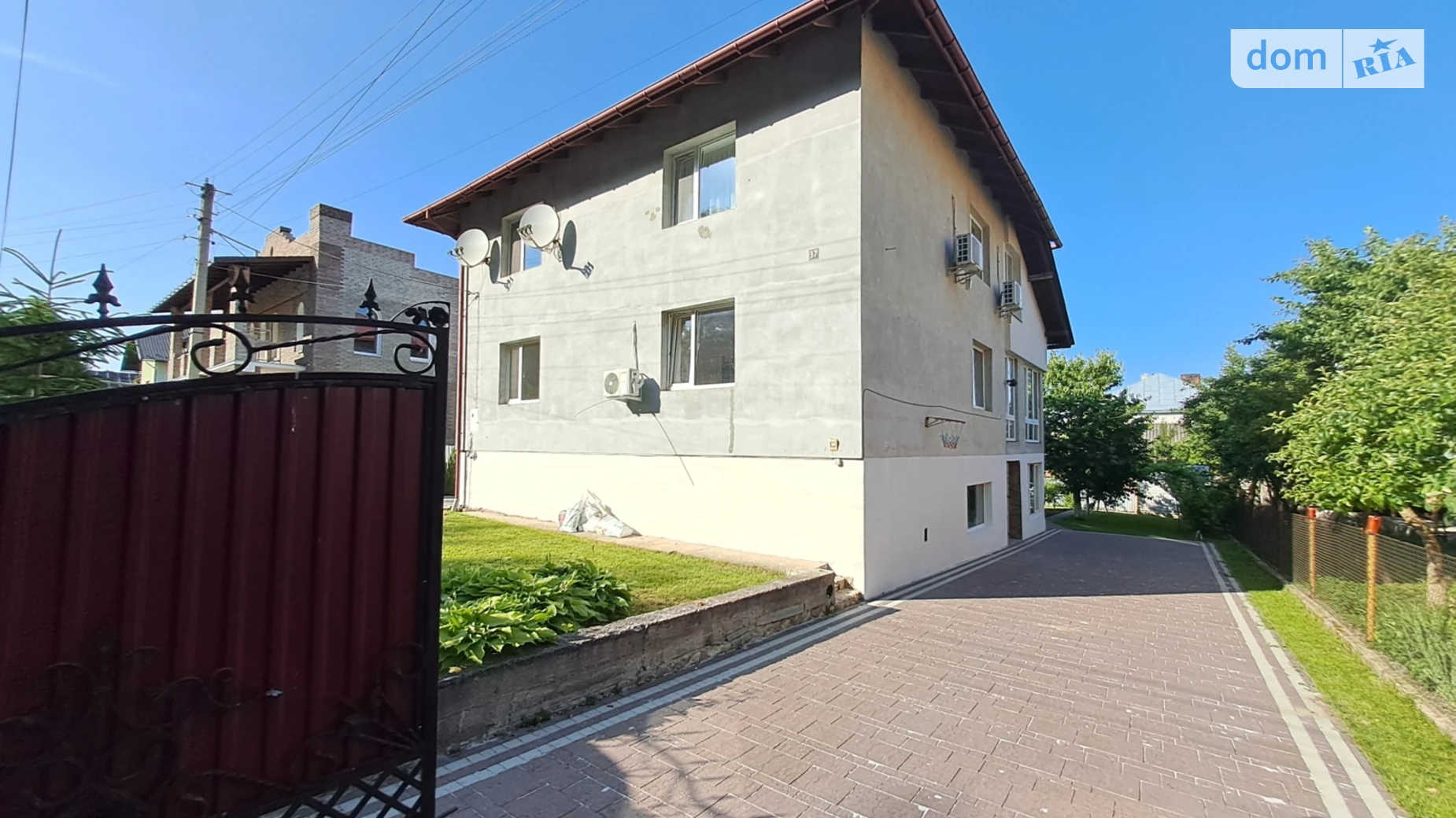 Продается дом на 2 этажа 319.6 кв. м с верандой, цена: 189000 $ - фото 2