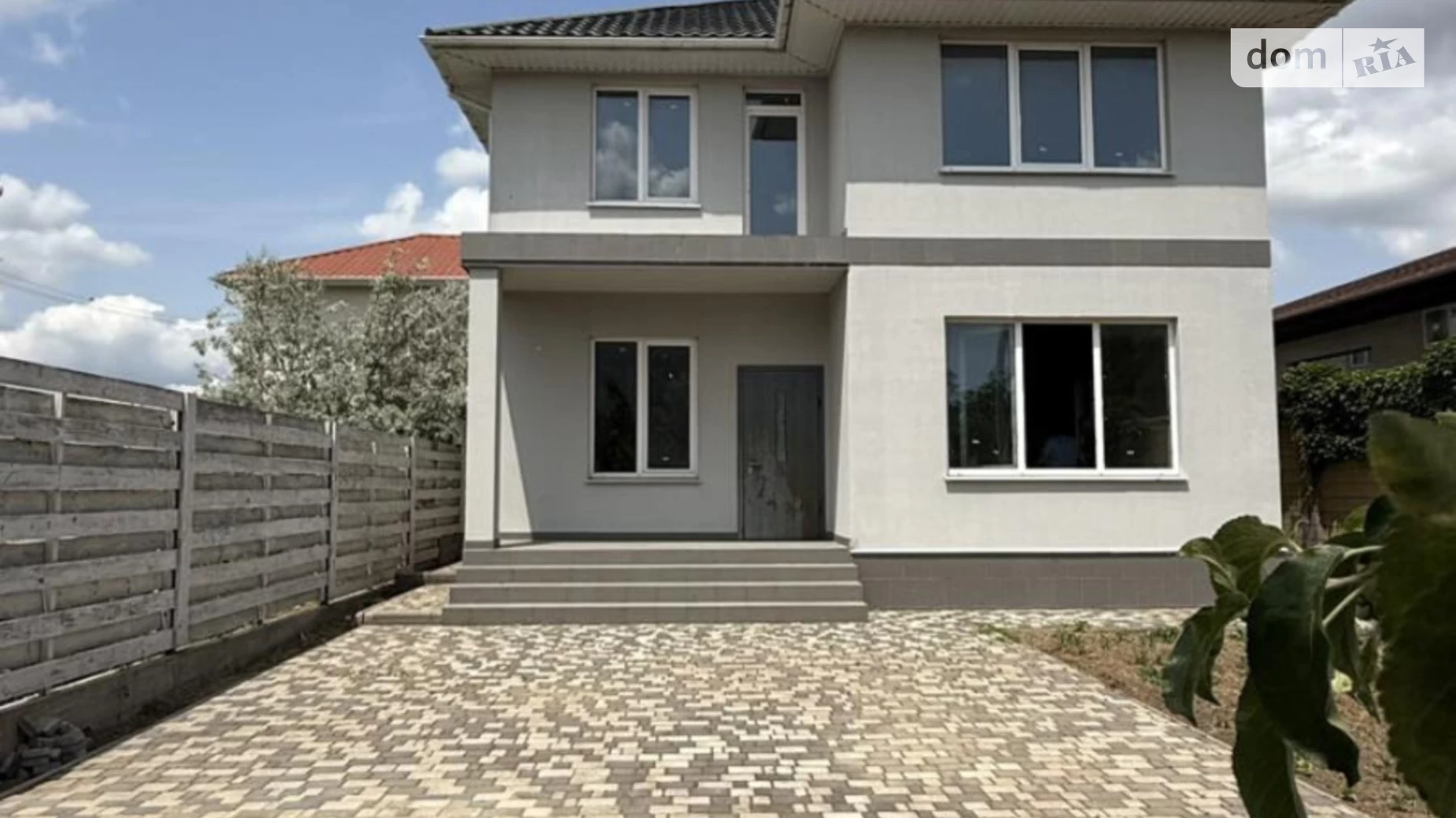 Продается дом на 2 этажа 140 кв. м с камином, цена: 105000 $ - фото 5