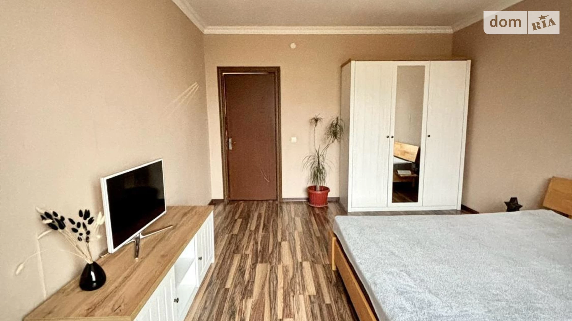 Продается 1-комнатная квартира 51 кв. м в Киеве, пер. Коломыйский, 17/31А - фото 2