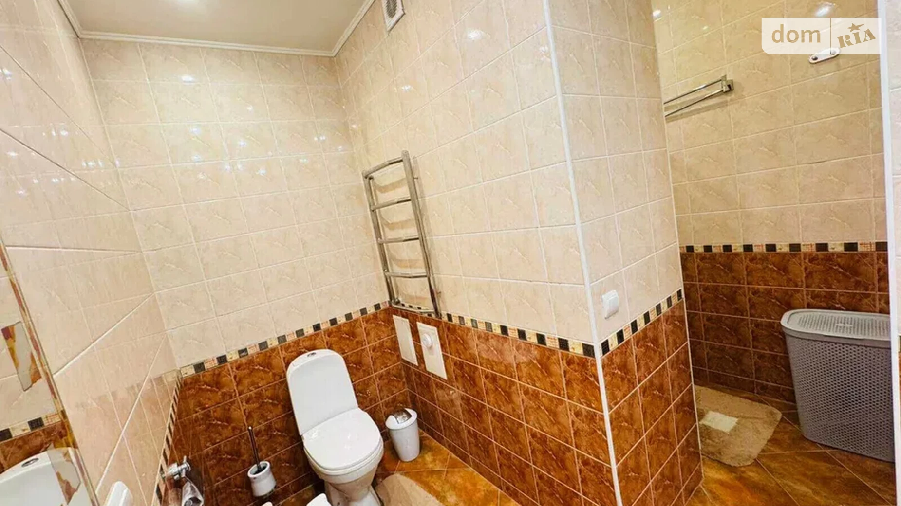 Продается 4-комнатная квартира 130 кв. м в, цена: 140000 $ - фото 2