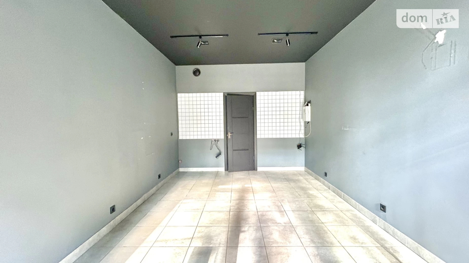 Здається в оренду офіс 18 кв. м в бізнес-центрі, цена: 8200 грн - фото 2