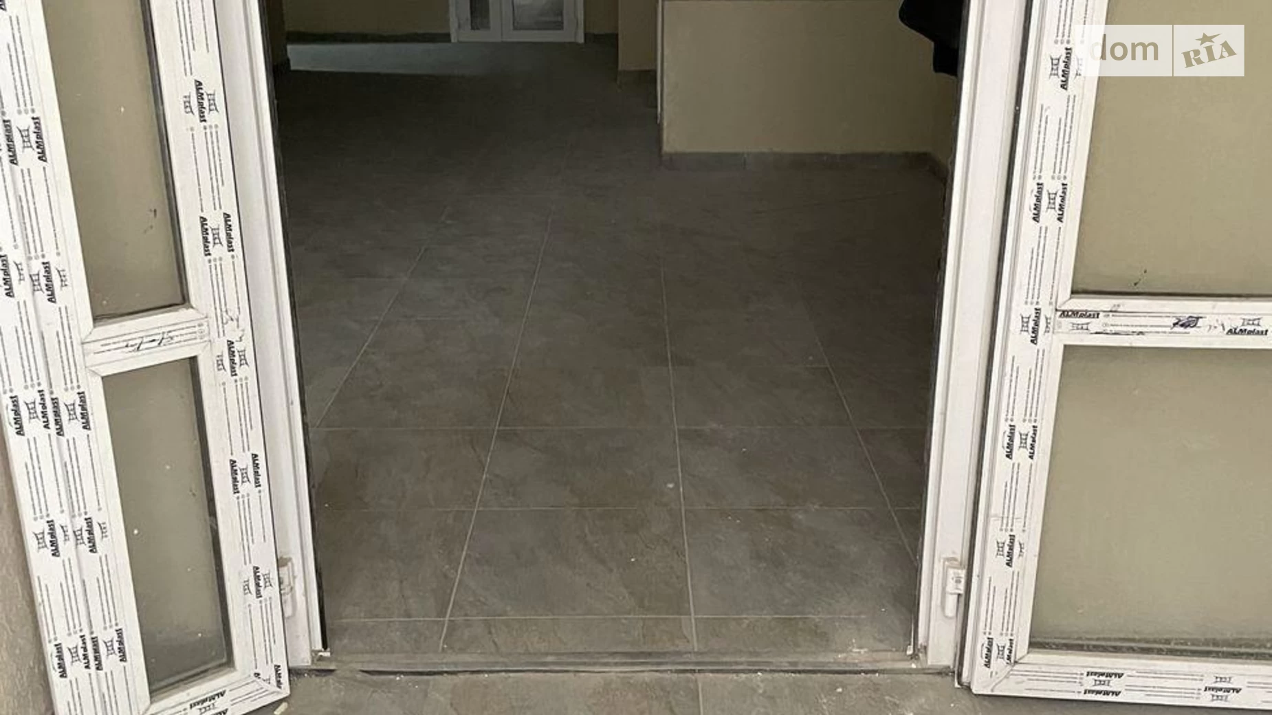 Продается 2-комнатная квартира 55 кв. м в, цена: 38000 $ - фото 3