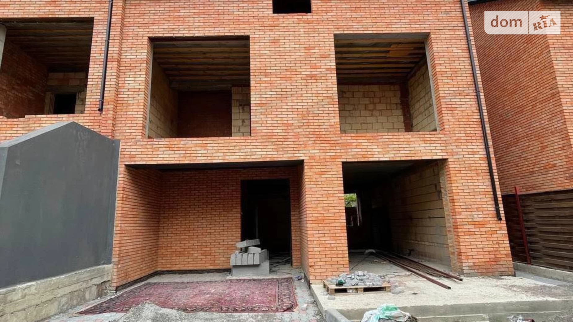 Продается дом на 2 этажа 160 кв. м с мебелью, цена: 130000 $ - фото 3