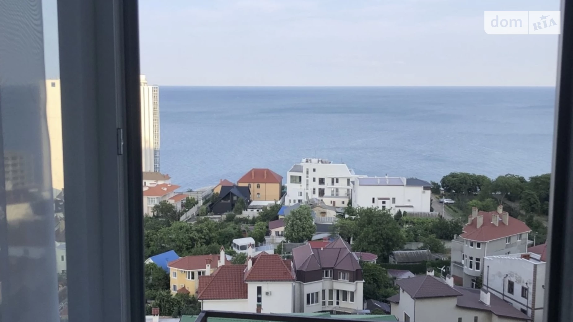 Продается 1-комнатная квартира 40 кв. м в Одессе, ул. Валерия Самофалова, 16А/5 - фото 2