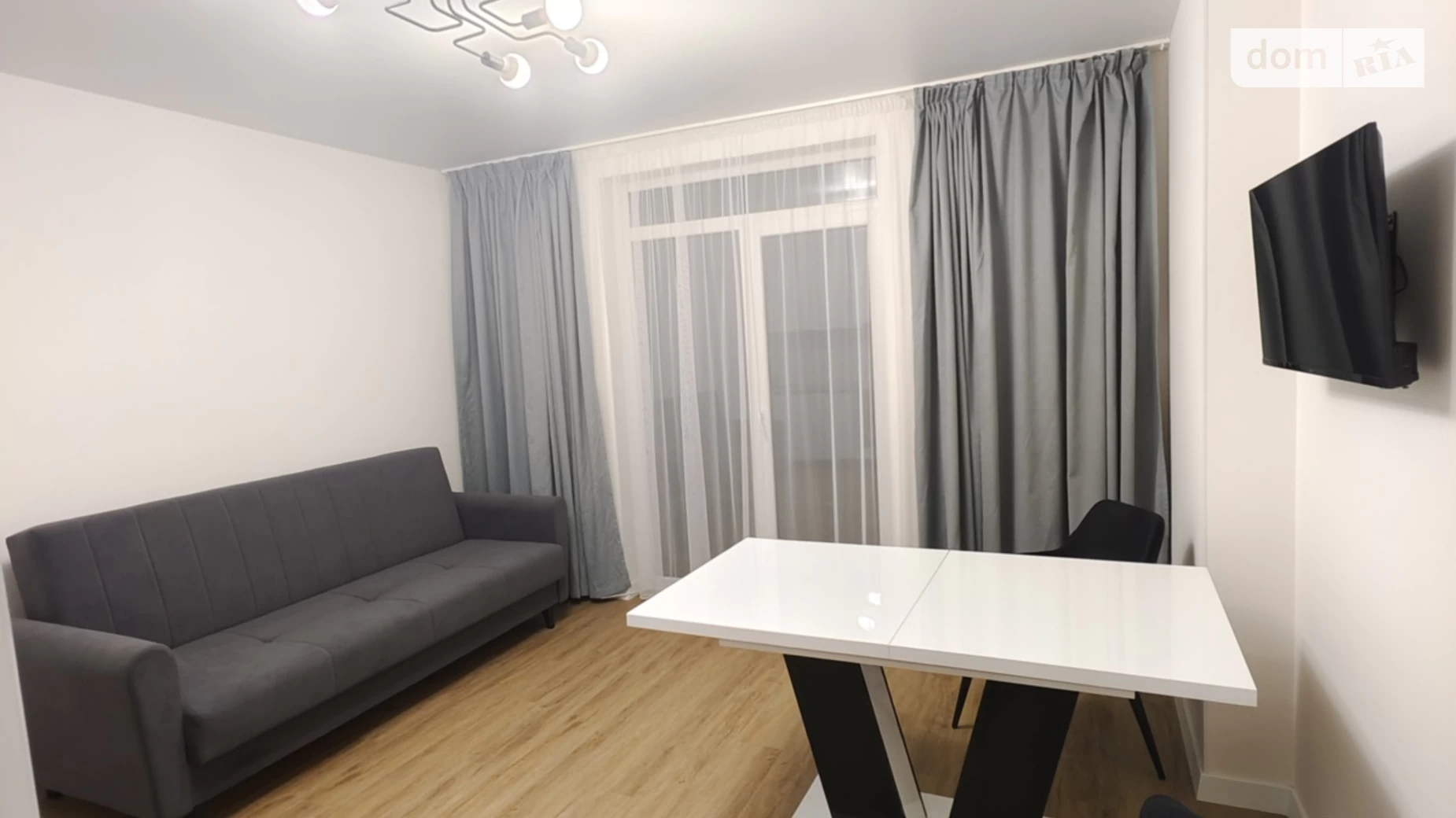 Продається 1-кімнатна квартира 47.9 кв. м у Львові, вул. Роксоляни, 155 - фото 2