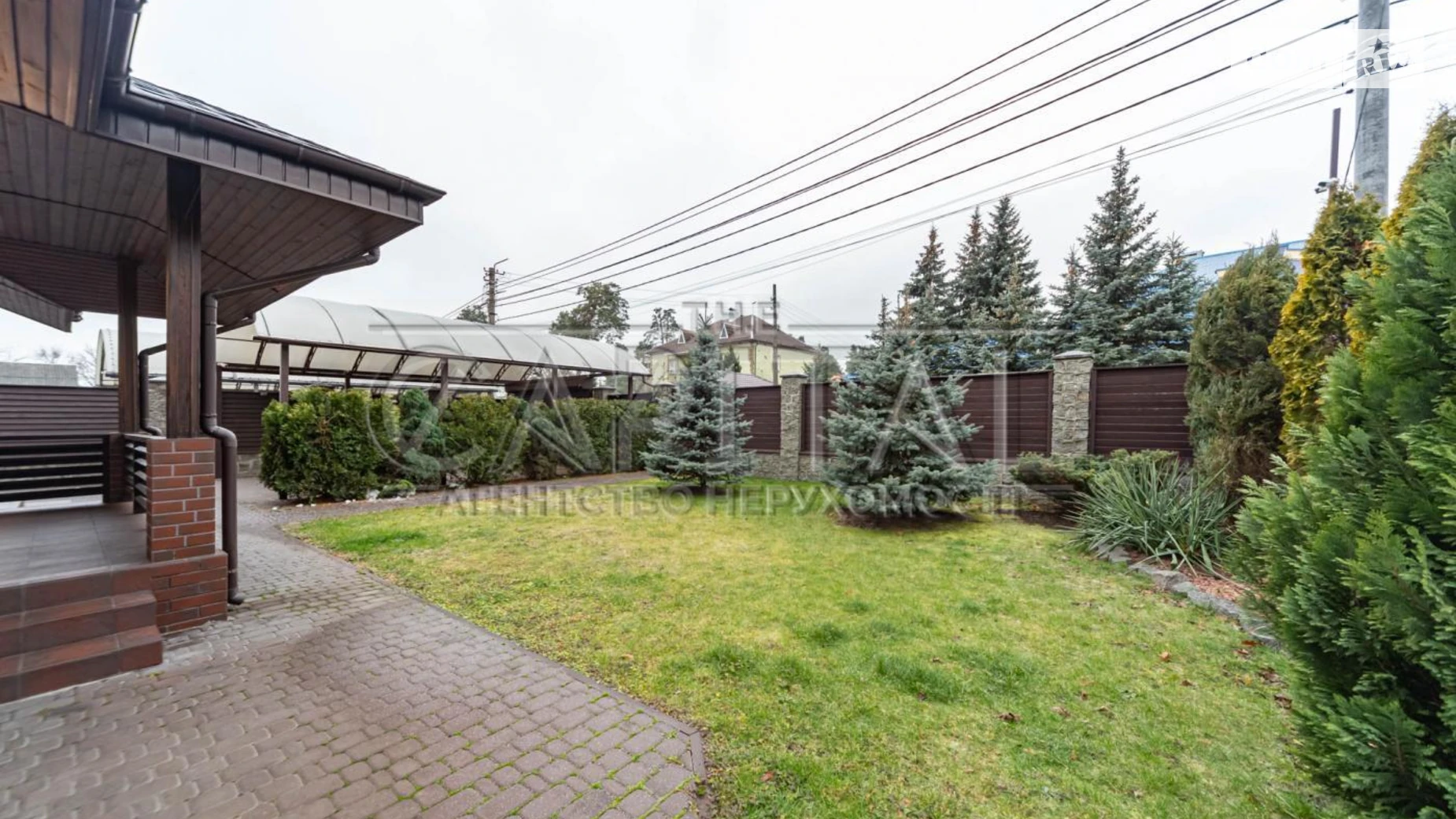 Продается дом на 2 этажа 258 кв. м с гаражом, цена: 410000 $ - фото 4