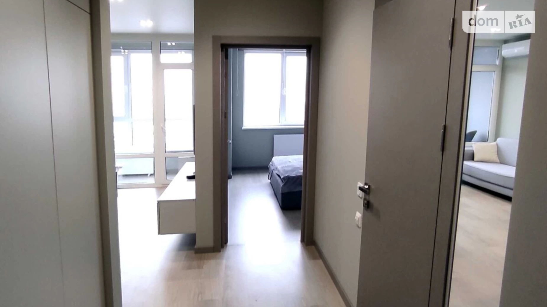 Сдается в аренду 1-комнатная квартира 40 кв. м в Киеве, ул. Семьи Кристеров, 18/6 - фото 3