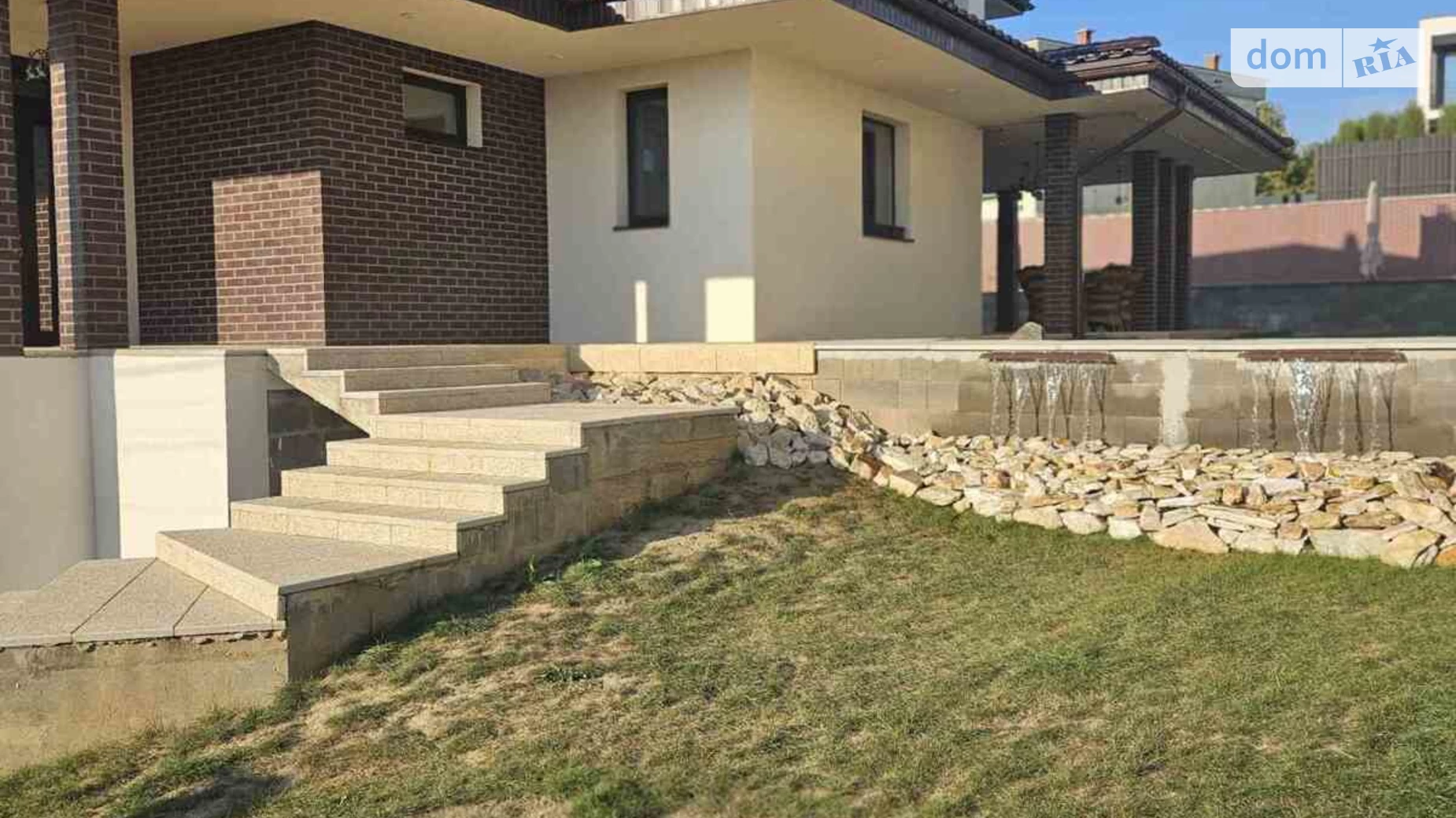 Продається будинок 2 поверховий 340 кв. м з банею/сауною, цена: 544000 € - фото 3