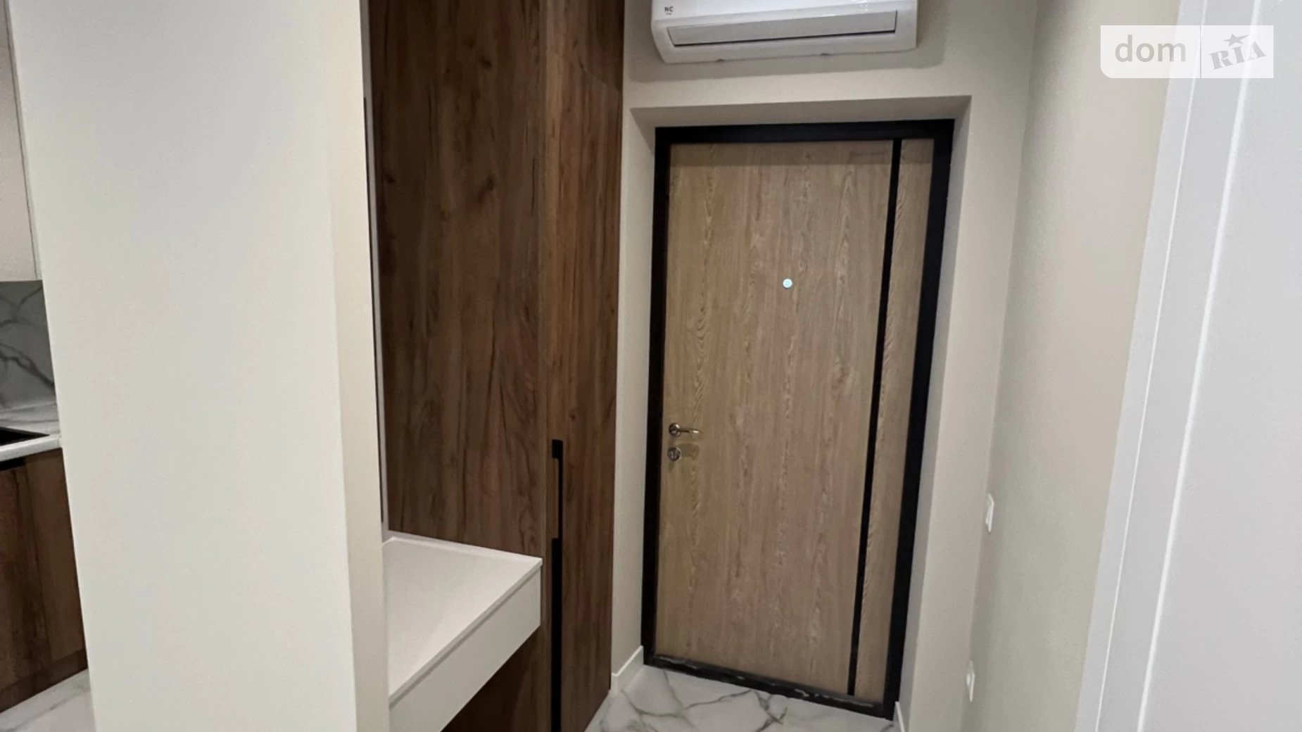 Продається 1-кімнатна квартира 46 кв. м у Львові, вул. Мікльоша Карла, 20А - фото 2