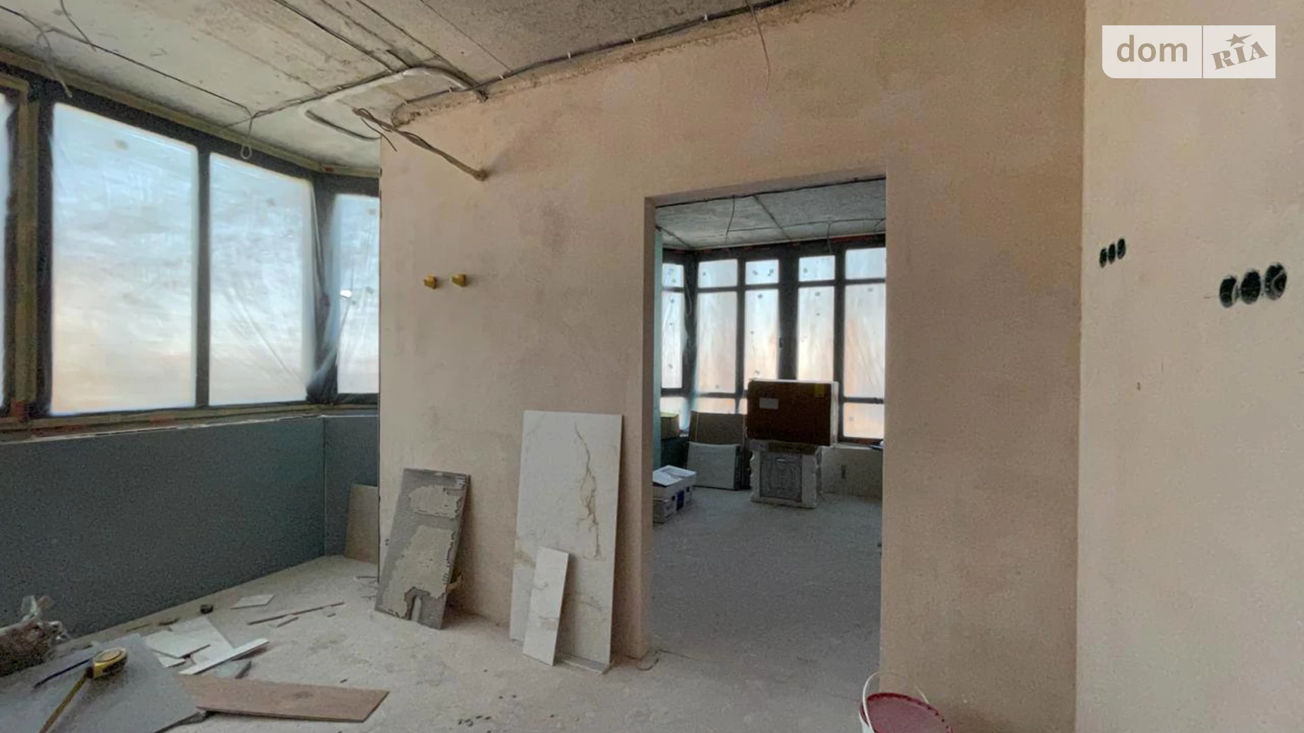 Продається 4-кімнатна квартира 143.4 кв. м у Одесі, вул. Сонячна - фото 2