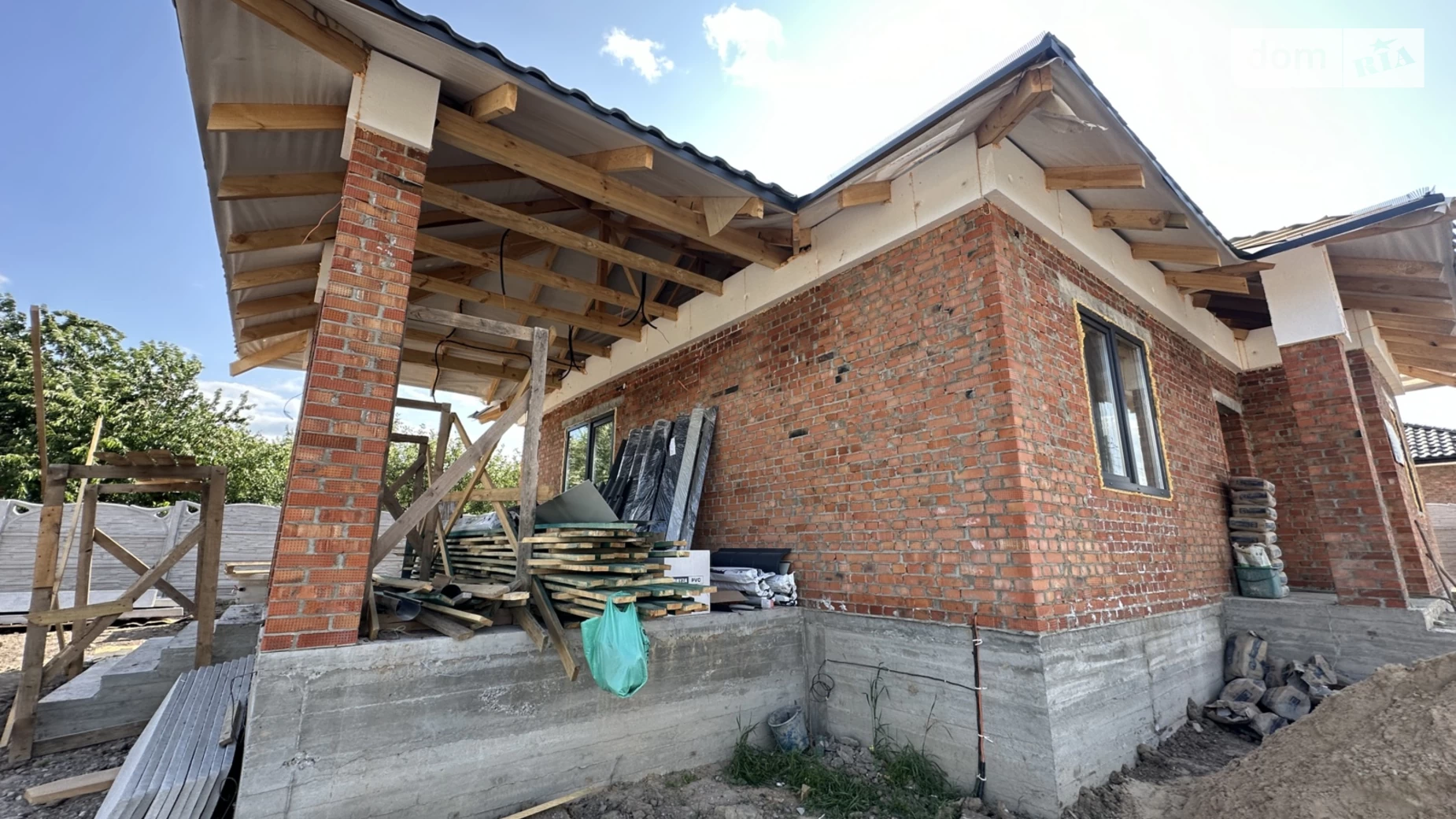 Продается одноэтажный дом 110 кв. м с баней/сауной, цена: 83000 $ - фото 3